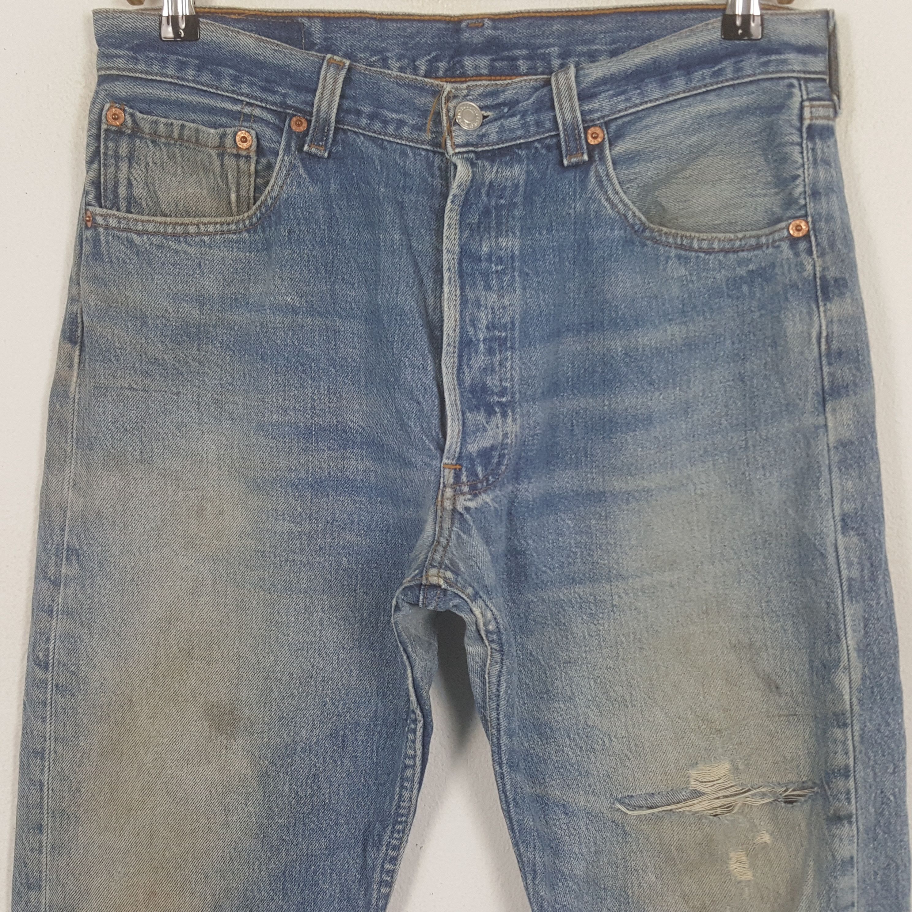 Vintage Levi's 501 Distressed Grunge Style Denim Jeans
