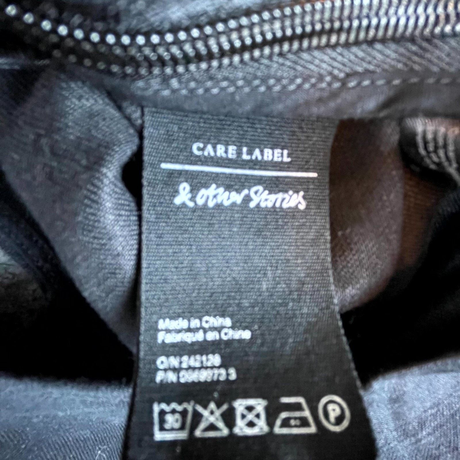 & Other Stories & Other Stories Romper Womens 4 Black Linen Blend Neutral Size 27" / US 4 / IT 40 - 7 Thumbnail