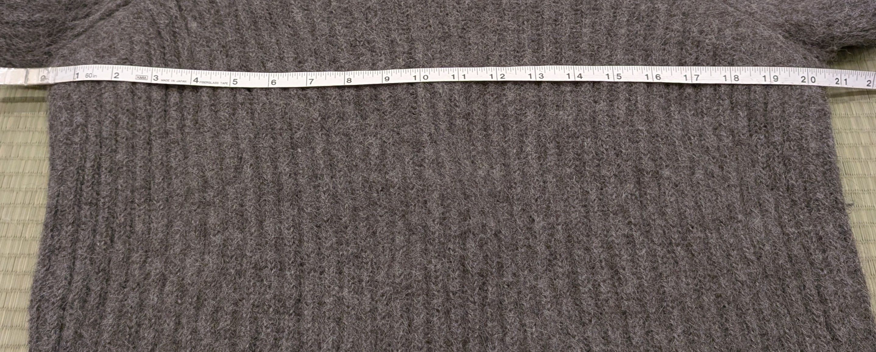 Bloomingdale's VTG Bloomingdale's 100% Alpaca Fisherman Sweater Size S/M Size US S / EU 44-46 / 1 - 5 Thumbnail