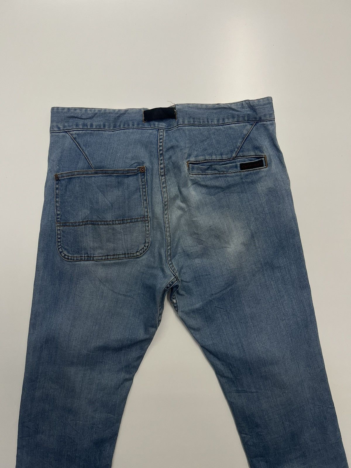 Gramicci × URBAN RESEARCH DOORS Gramicci x Urban Research Door Denim Jeans Distress Size 32" Size US 32 / EU 48 - 6 Thumbnail