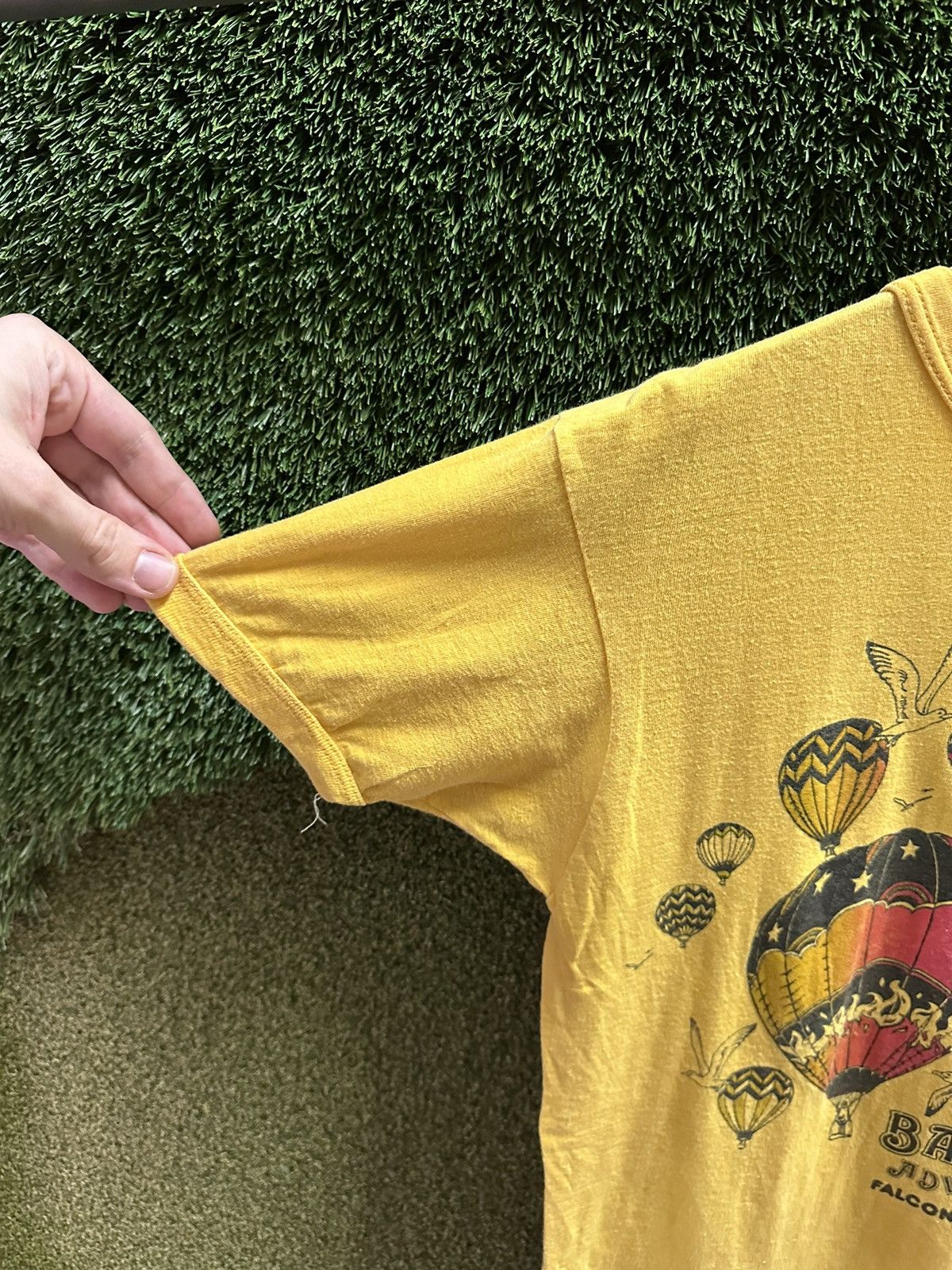 Vintage Vintage 1970s Hot Air Ballon Adventures T-shirt Medium Size US S / EU 44-46 / 1 - 5 Thumbnail