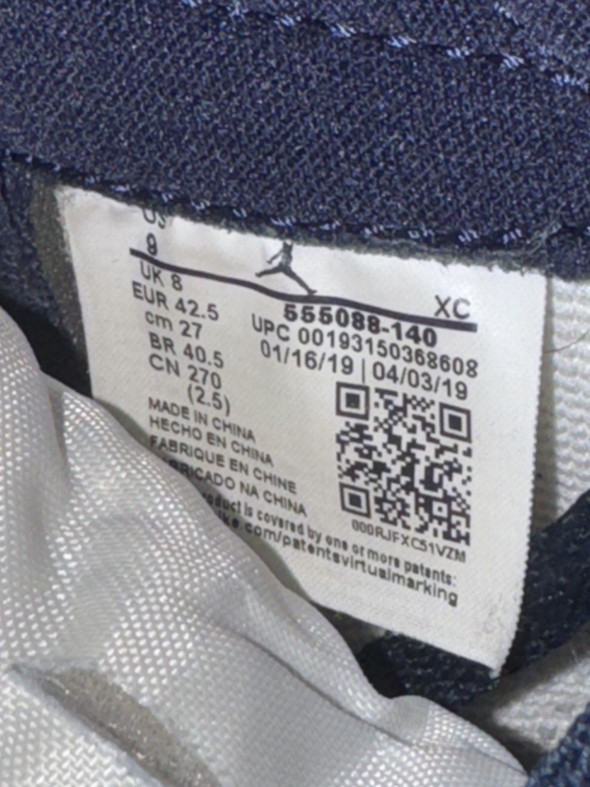 Nike Nike Air Jordan 1 Retro OG High Obsidian UNC 2019 Size US 9 / EU 42 - 7 Thumbnail