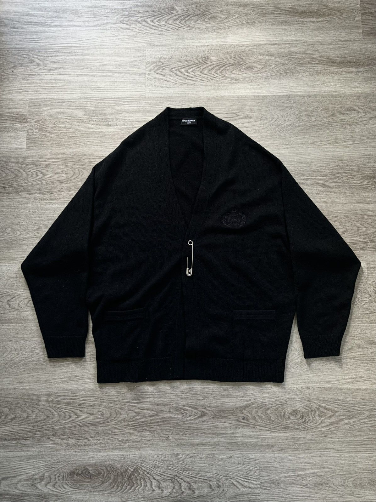 Balenciaga Balenciaga Crest Cardigan Size US XS / EU 42 / 0 - 1 Thumbnail