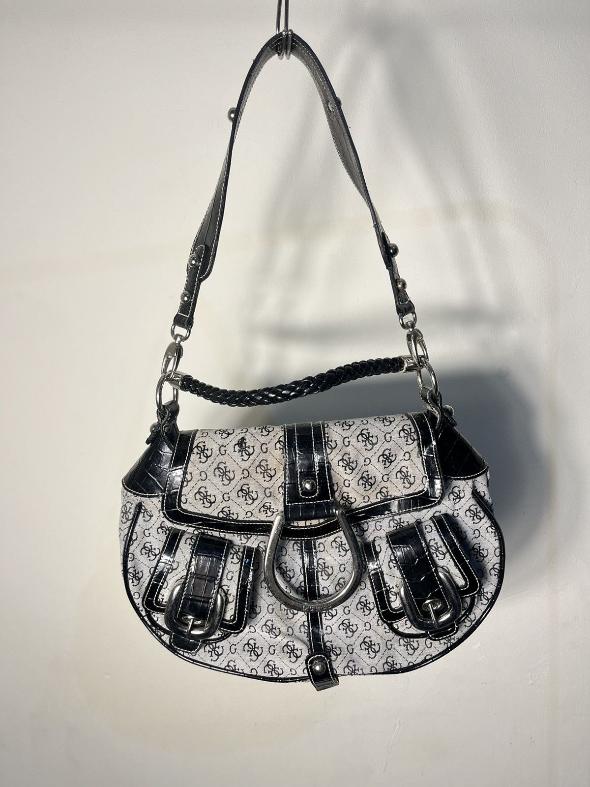 Guess Vtg guess monogram bag belt Size ONE SIZE - 2 Thumbnail
