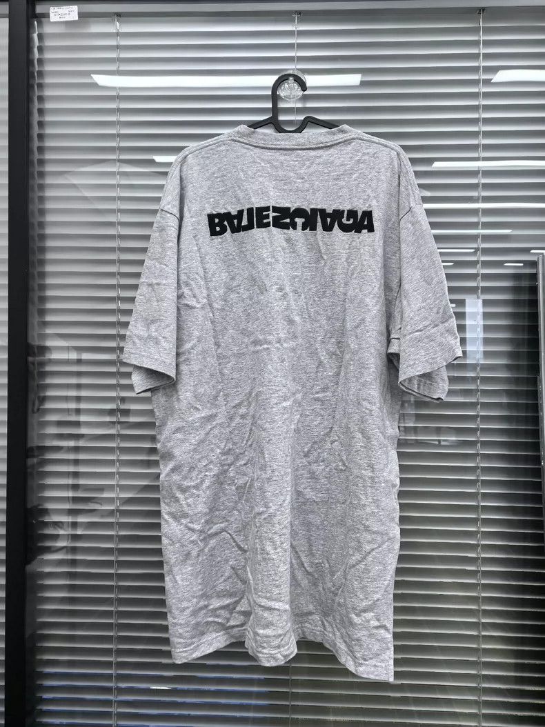 Balenciaga Balenciaga Reversed logo short-sleeved shirt Size US L / EU 52-54 / 3 - 2 Thumbnail