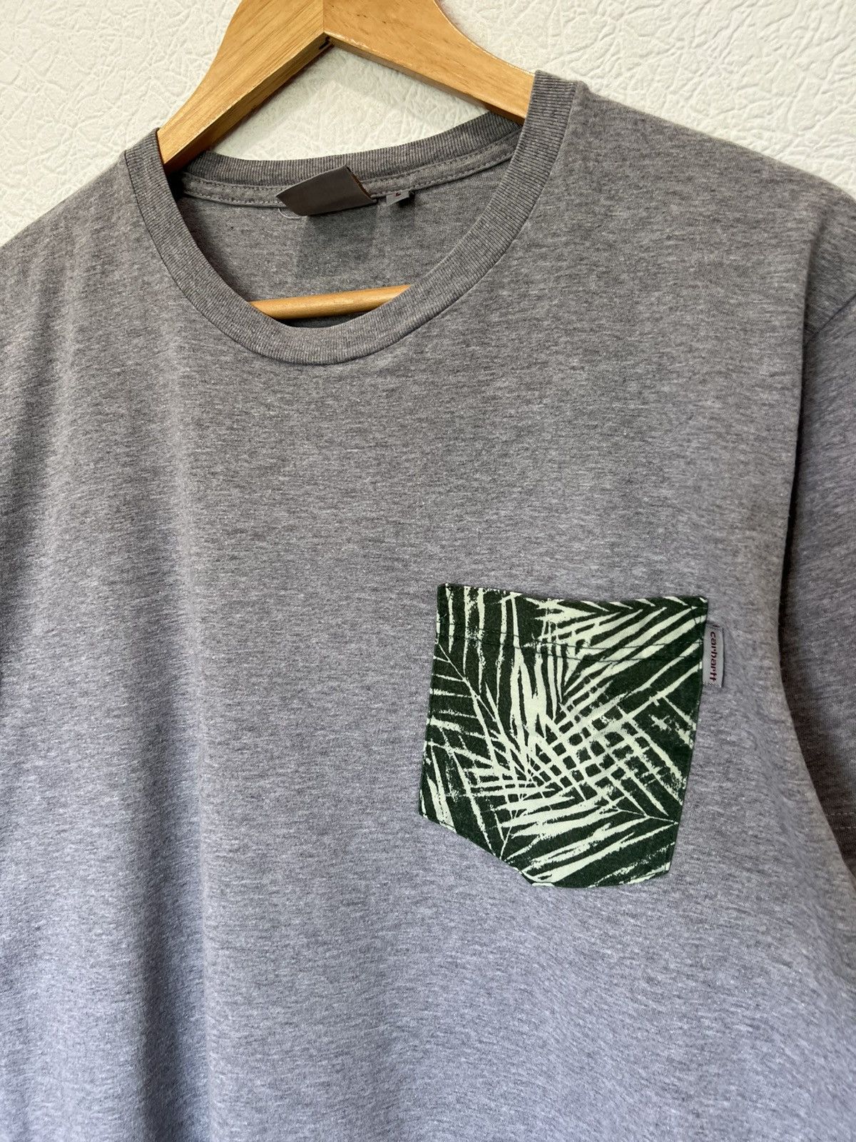 Carhartt Wip Vintage Carhartt WIP T-Shirt Tee Size US L / EU 52-54 / 3 - 2 Thumbnail