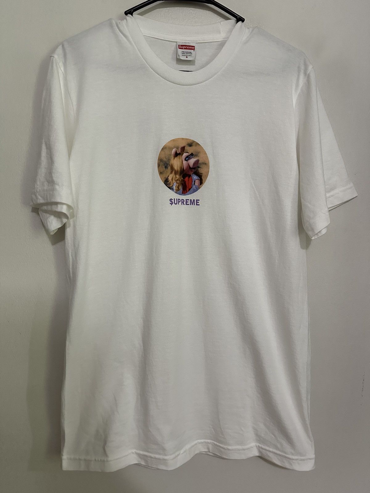 Supreme Supreme Miss Piggy Tee Size US S / EU 44-46 / 1 - 1 Thumbnail