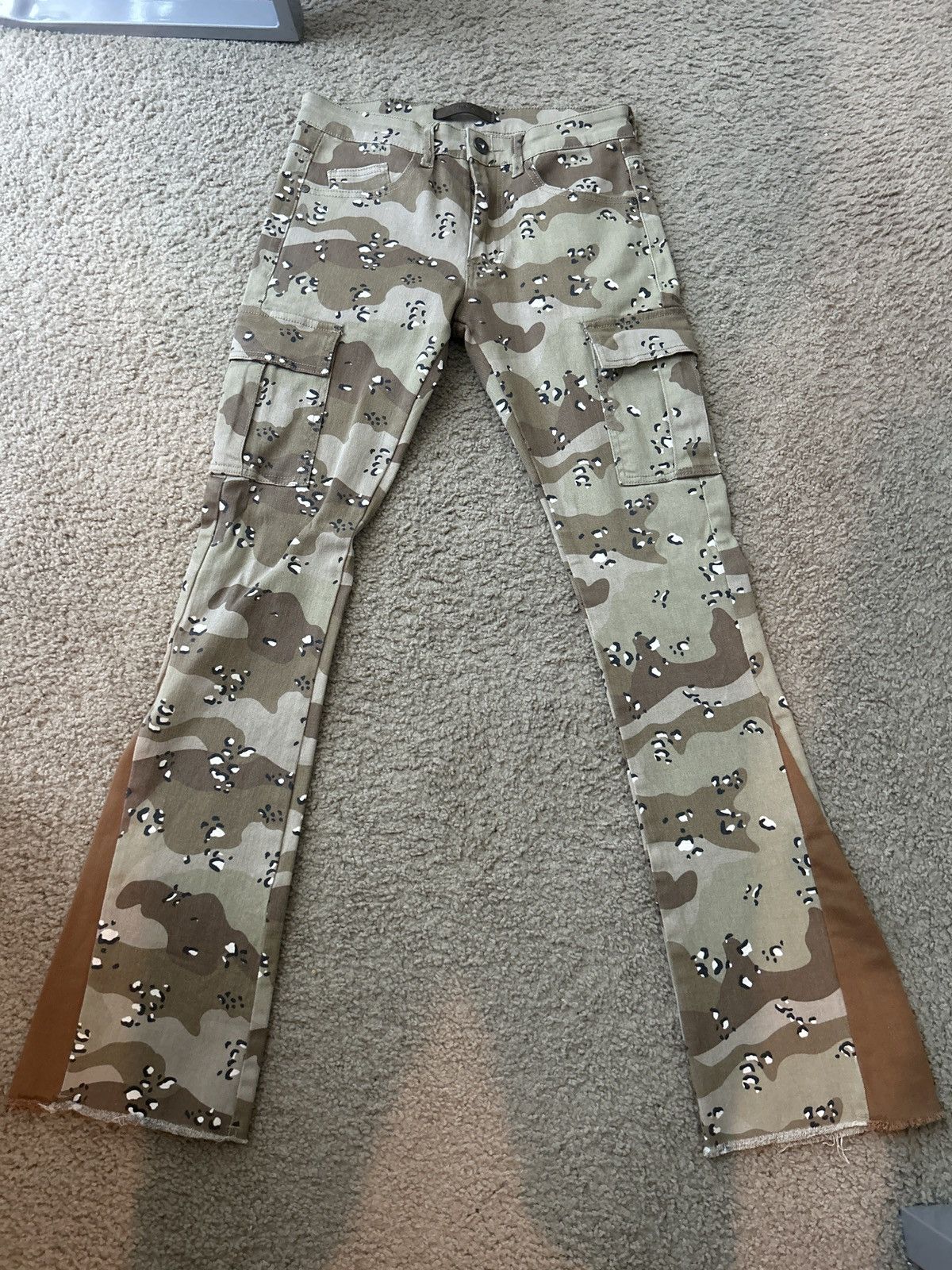 Other Camo Flared Jeans Size US 30 / EU 46 - 1 Thumbnail