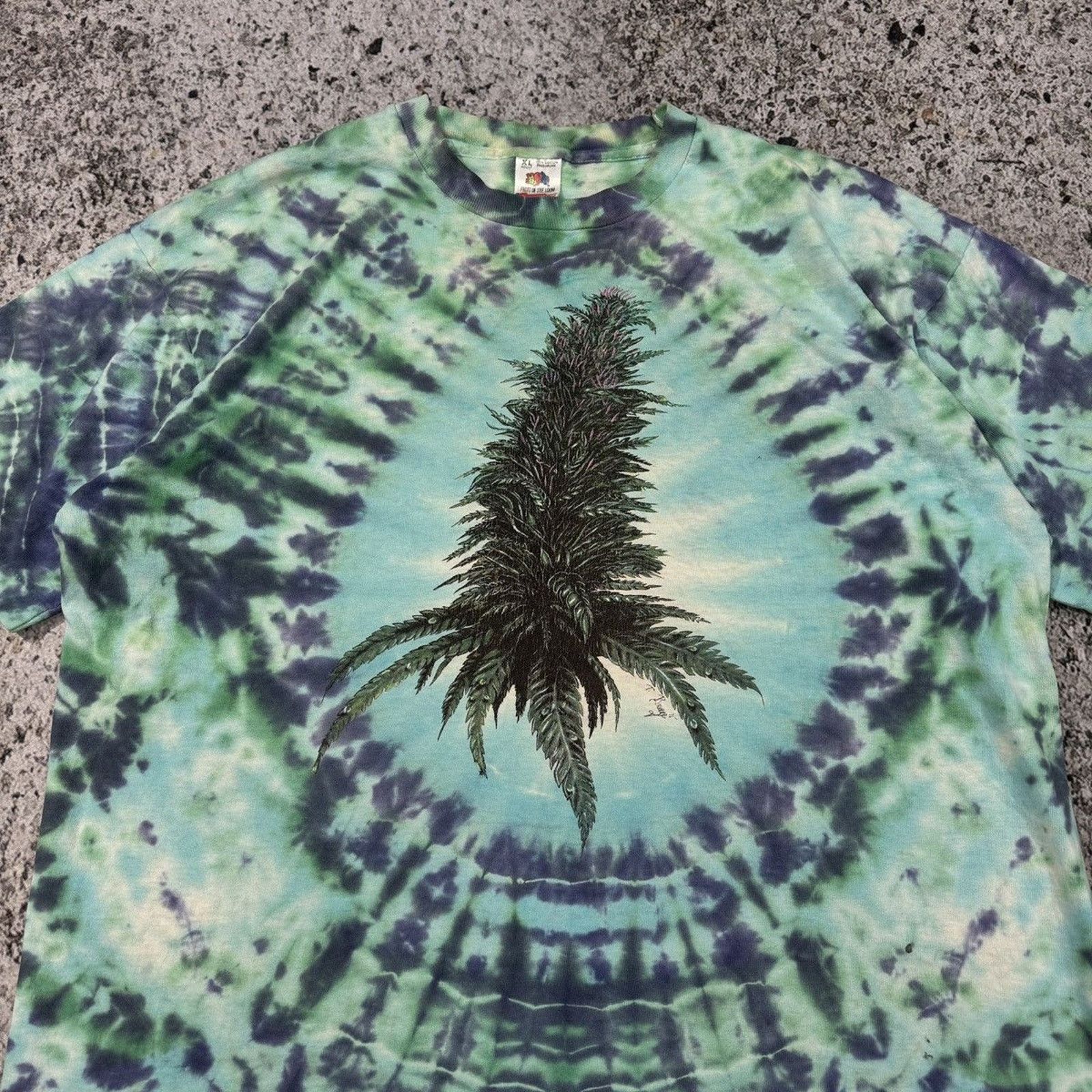 Vintage Marijuana Leaf Thrashed Faded Distressed Shirt ERD Grunge Size US XL / EU 56 / 4 - 6 Thumbnail