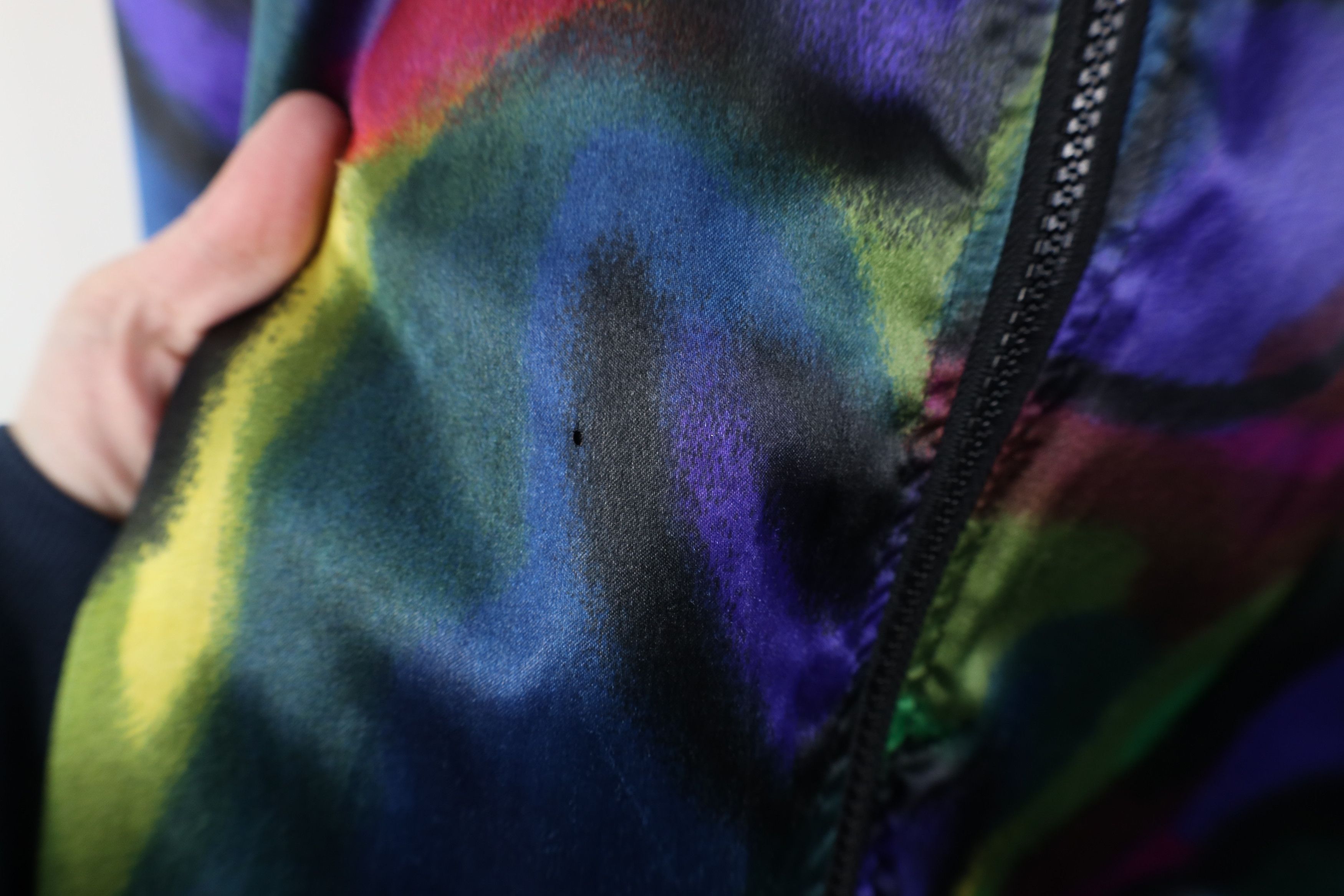 Vintage Vintage 90s Streetwear Silky Rainbow Full Zip Bomber Jacket Size XXL / US 16-18 / IT 52-54 - 5 Thumbnail