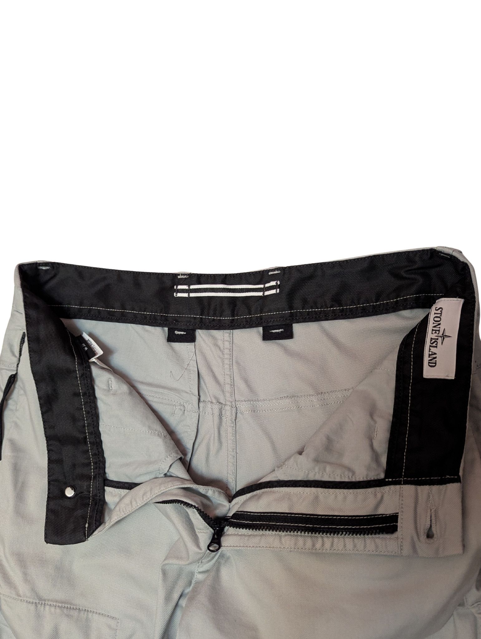 Stone Island Stone Island cargo pants in light grey, Type RE-T fit. Size US 30 / EU 46 - 13 Thumbnail
