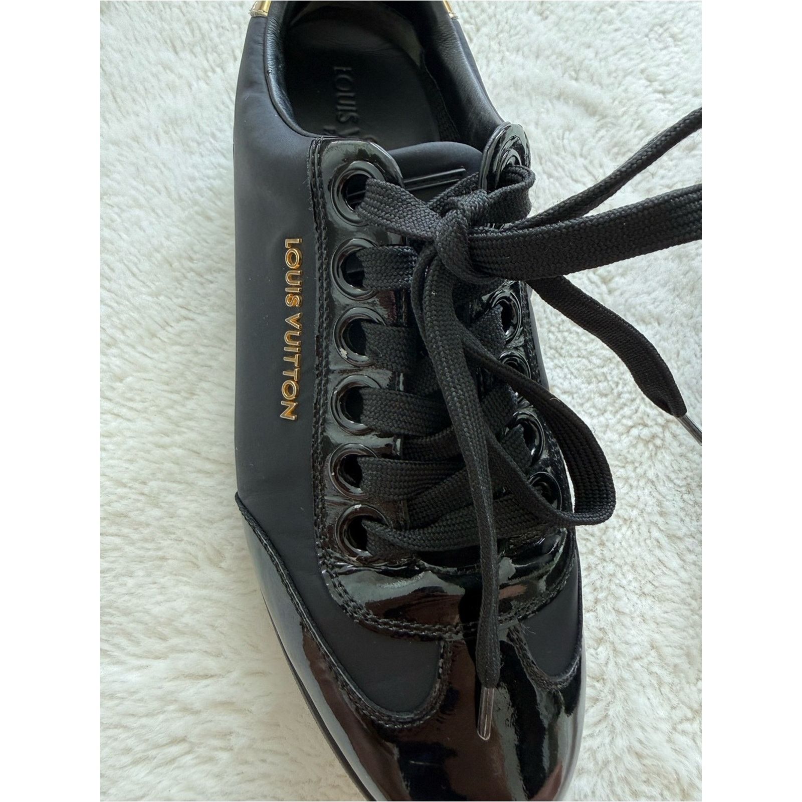 Louis Vuitton Louis Vuitton patent leather /cloth sneakers 37.5EU or 7.5 Size US 7.5 / IT 37.5 - 4 Thumbnail