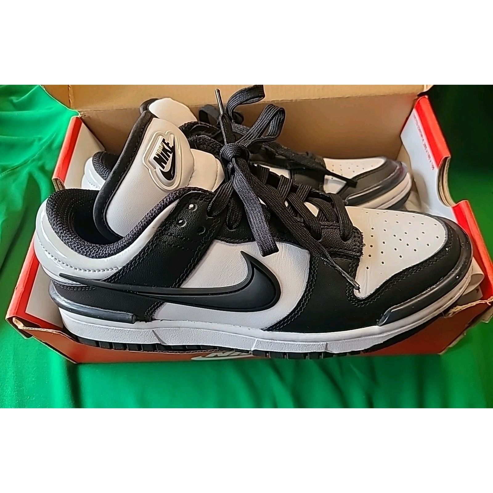 Nike New women's 7.5 men's 6 Nike Dunk Low Twist shoes Size US 7.5 / IT 37.5 - 4 Thumbnail