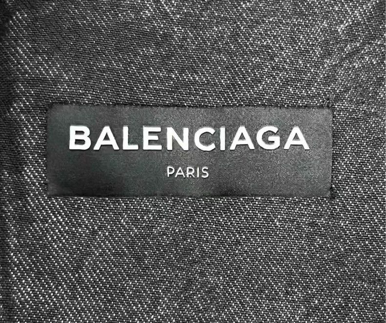 Balenciaga Balenciaga Black Washed and Worn Collar Destroyed Back Emb Size US S / EU 44-46 / 1 - 4 Thumbnail