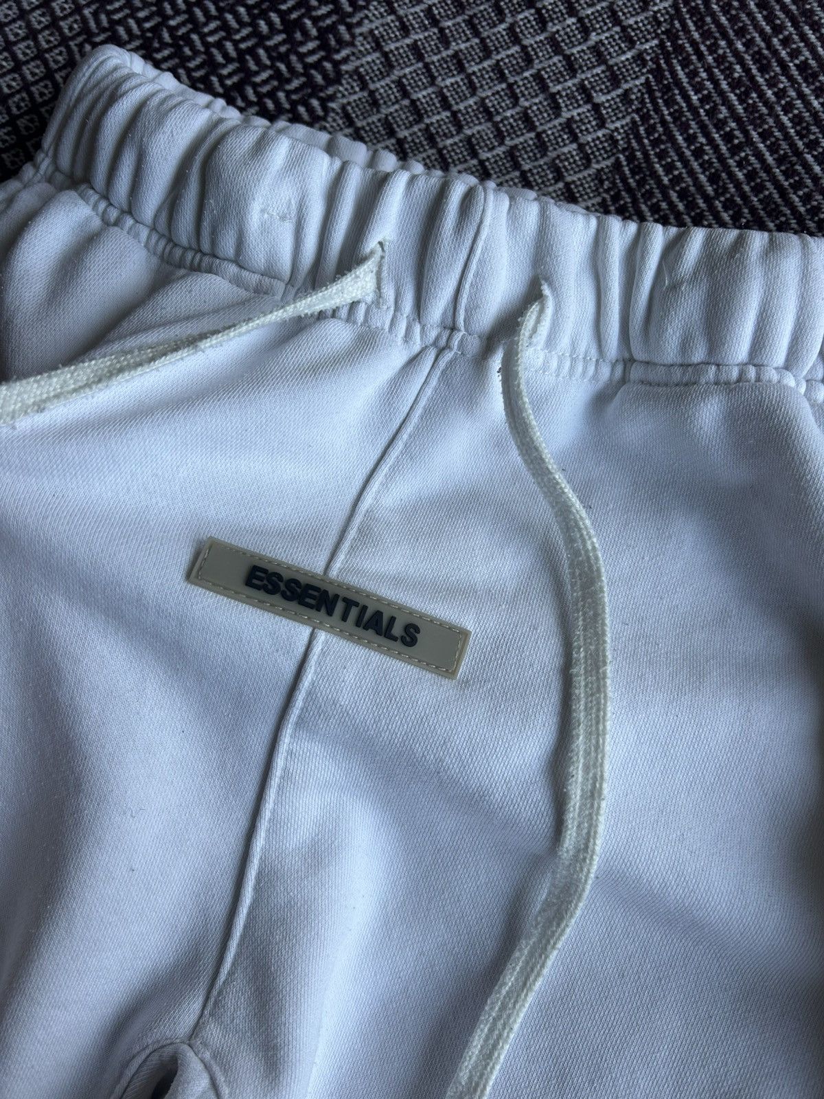 Essentials × Fear of God Fear Of God Essentials White Sweatpants Women Size 26" / US 2 / IT 38 - 6 Thumbnail