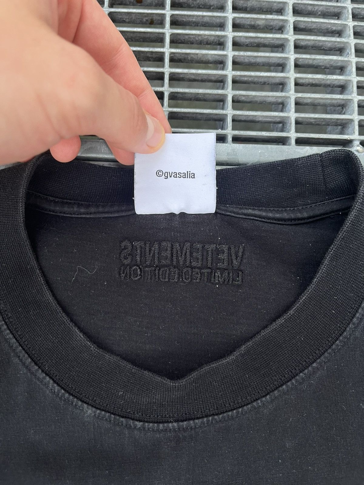 Vetements Vetements Unicorn T-shirt Size US XS / EU 42 / 0 - 4 Thumbnail