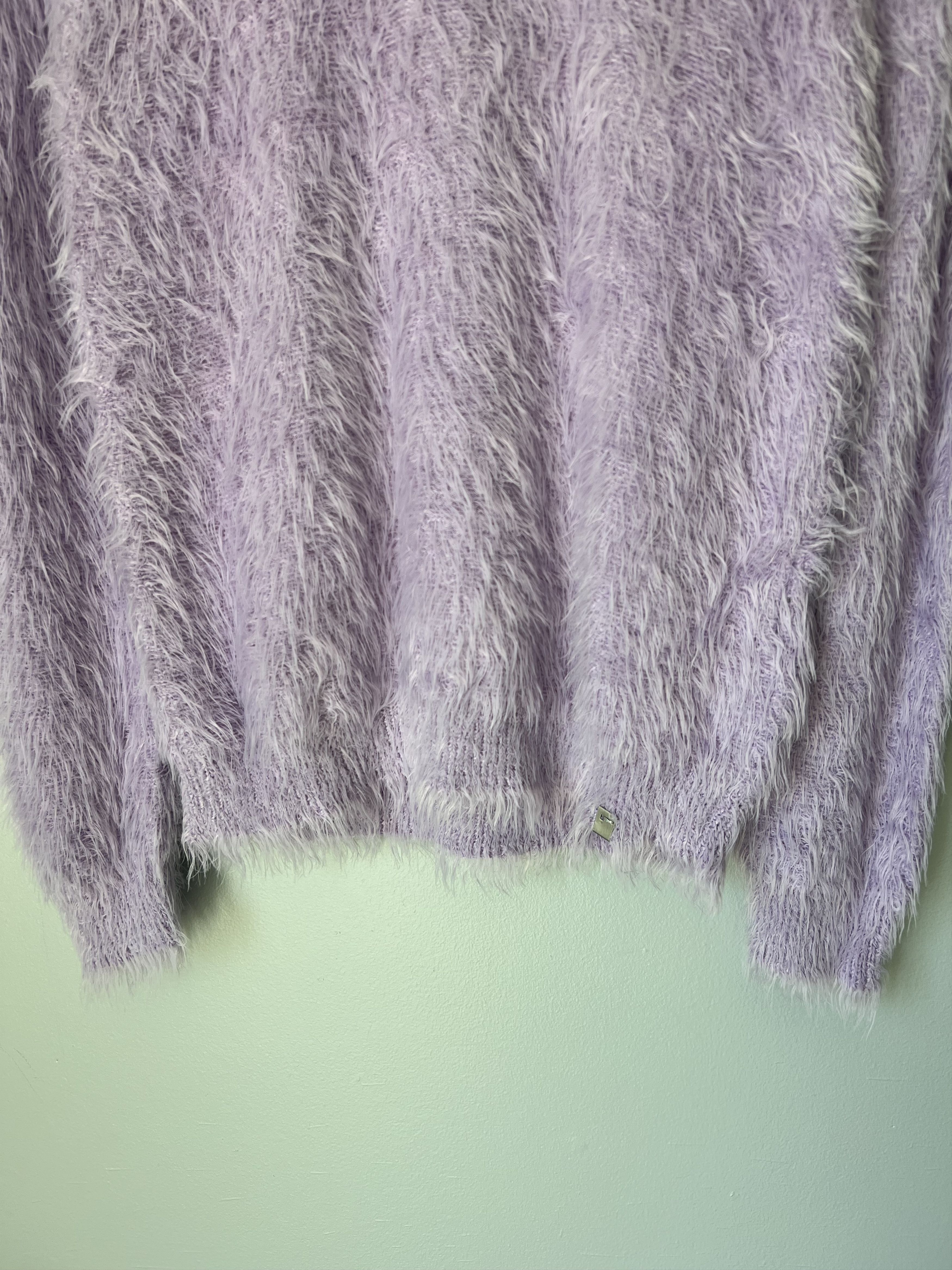 1017 ALYX 9SM 1017 Alyx 9SM Feathered Crewneck Sweater in Lilac Size US S / EU 44-46 / 1 - 3 Thumbnail