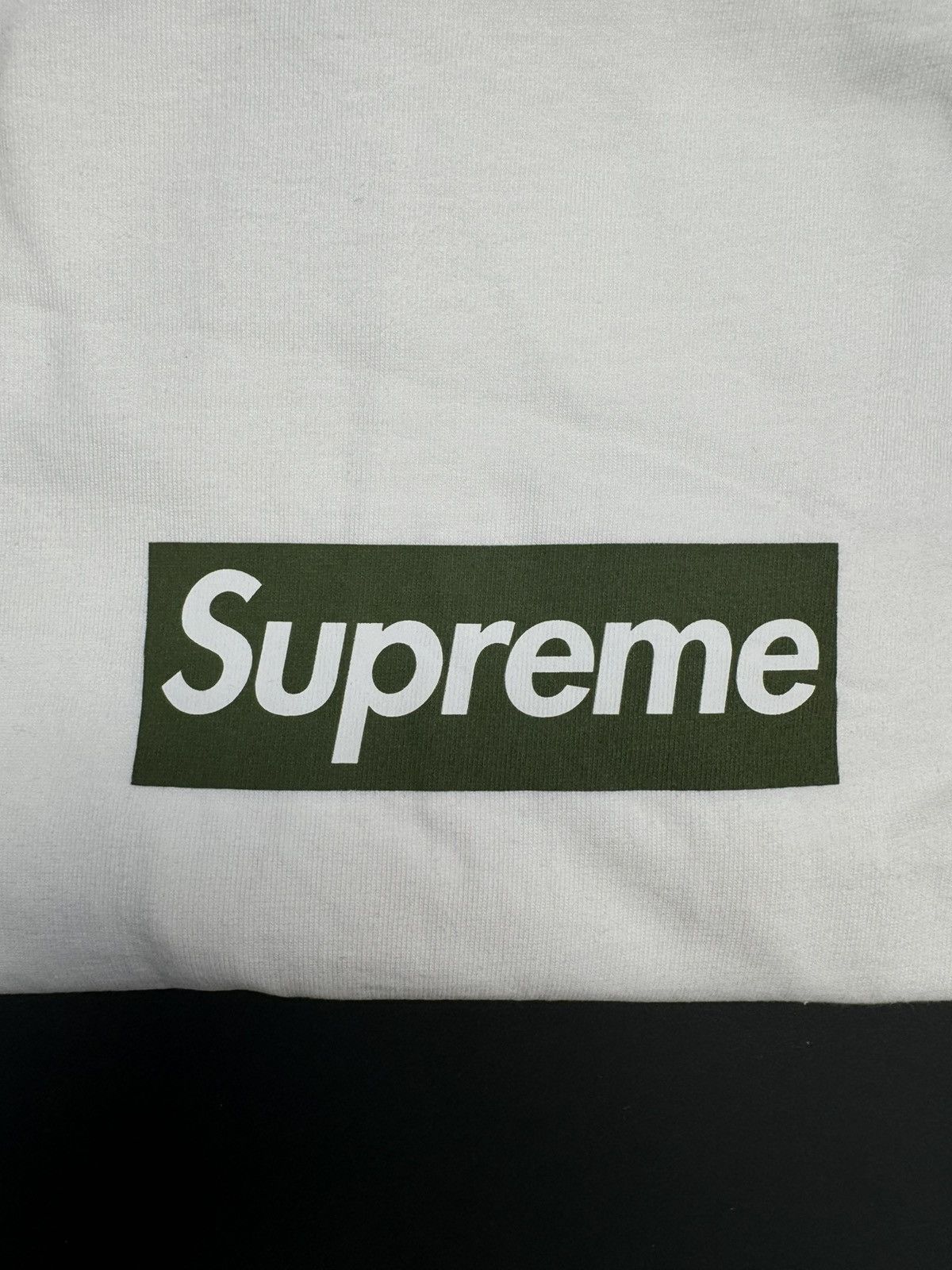 Supreme Supreme Berlin Box Logo T-Shirt Size US L / EU 52-54 / 3 - 5 Thumbnail