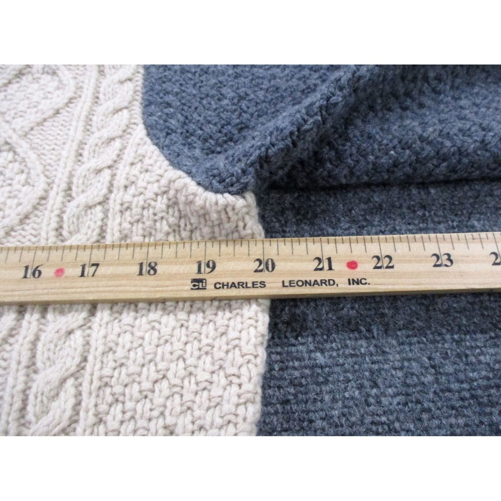 Todd Snyder Todd Snyder Sweater Mens M Beige Gray Lambs Wool Cable Knit Pullover Size US M / EU 48-50 / 2 - 5 Thumbnail