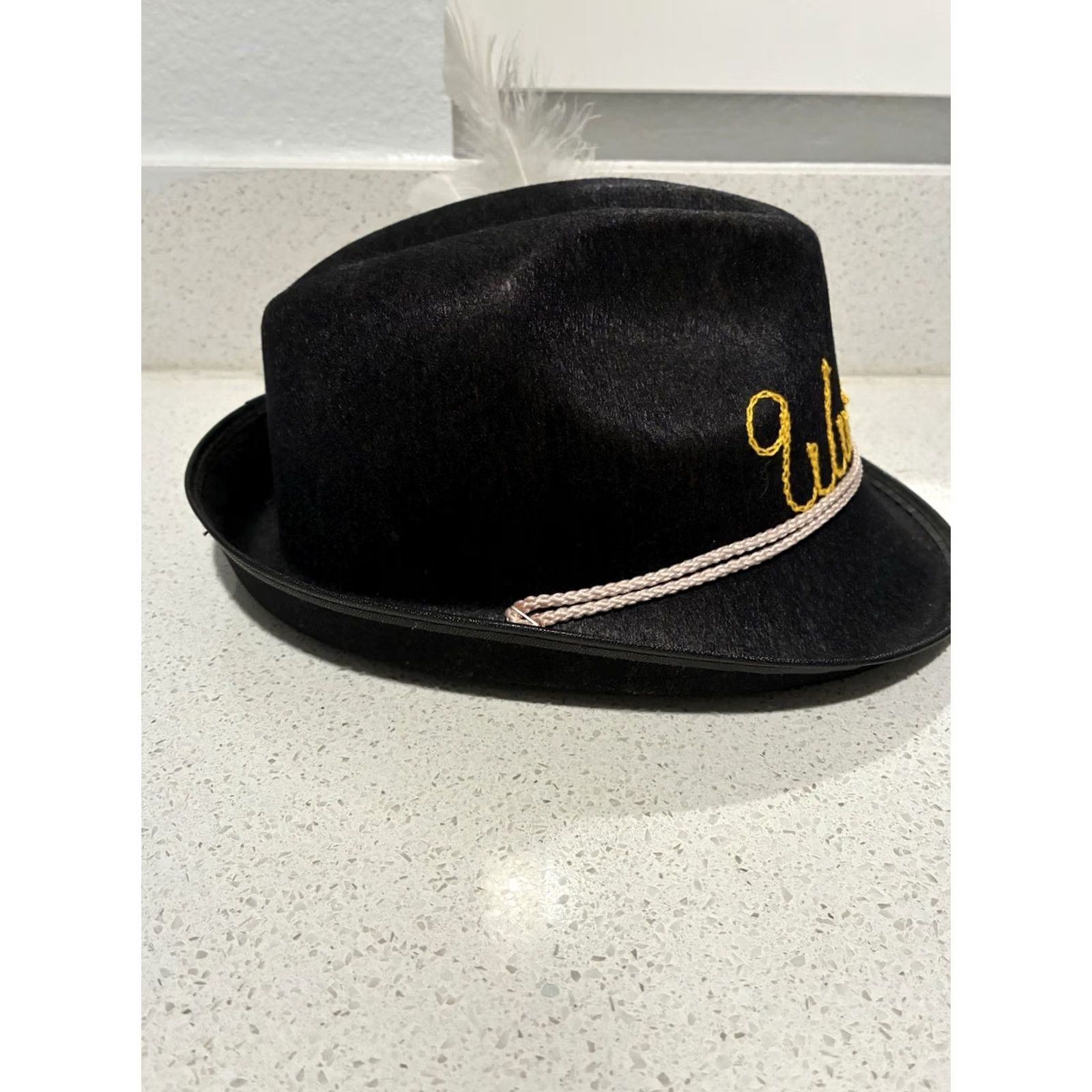 FELT Wurstfest Hat with Feather Felt Fedora M Men Black Felt Fedora Hat with Feather Wurstfest Mens M Black Felt Size ONE SIZE - 2 Thumbnail