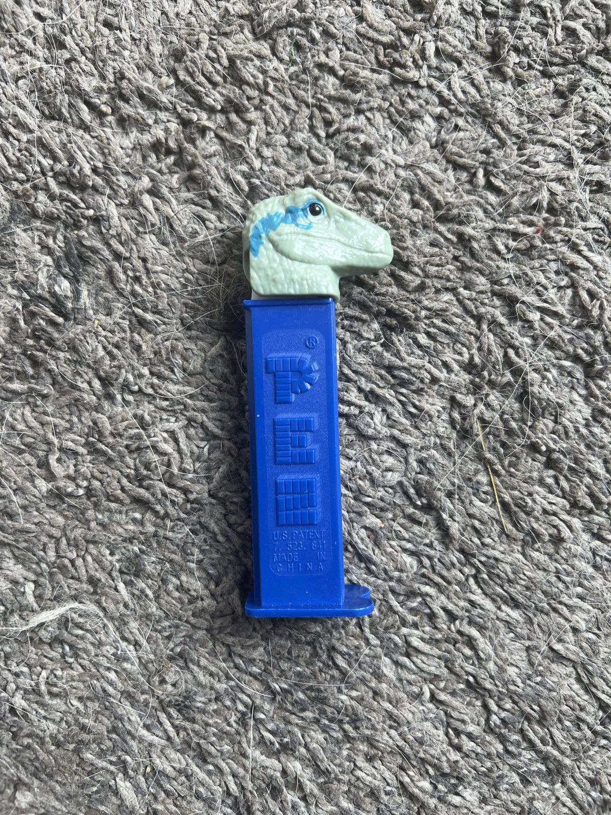 Universal Studios Jurassic World Blue The Raptor Pez Dispenser Size ONE SIZE - 4 Thumbnail