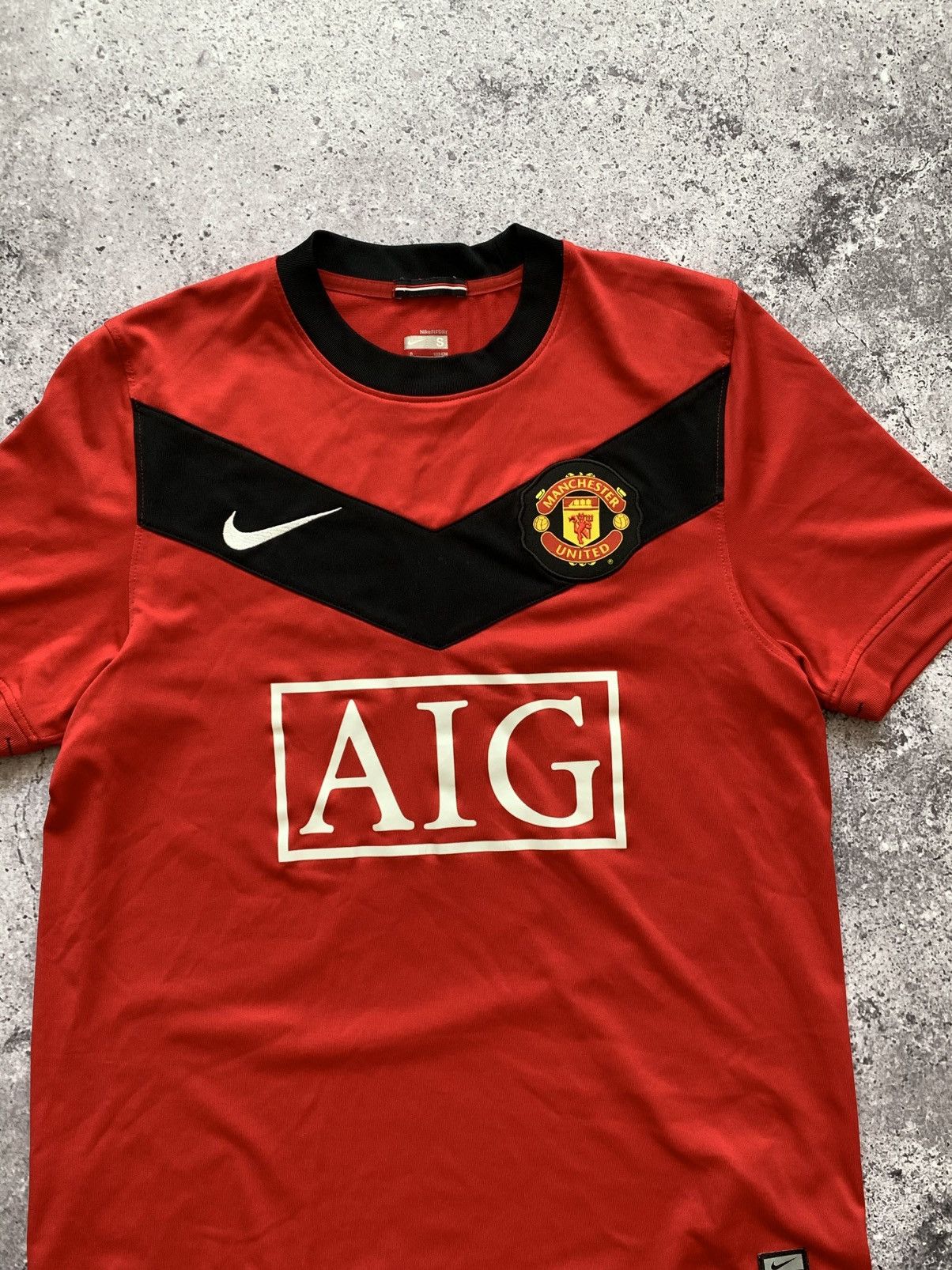 Nike 🔥NIKE MANCHESTER UNITED 2009/2010 HOME FOOTBALL SOCCER SHIRT Size US S / EU 44-46 / 1 - 3 Thumbnail