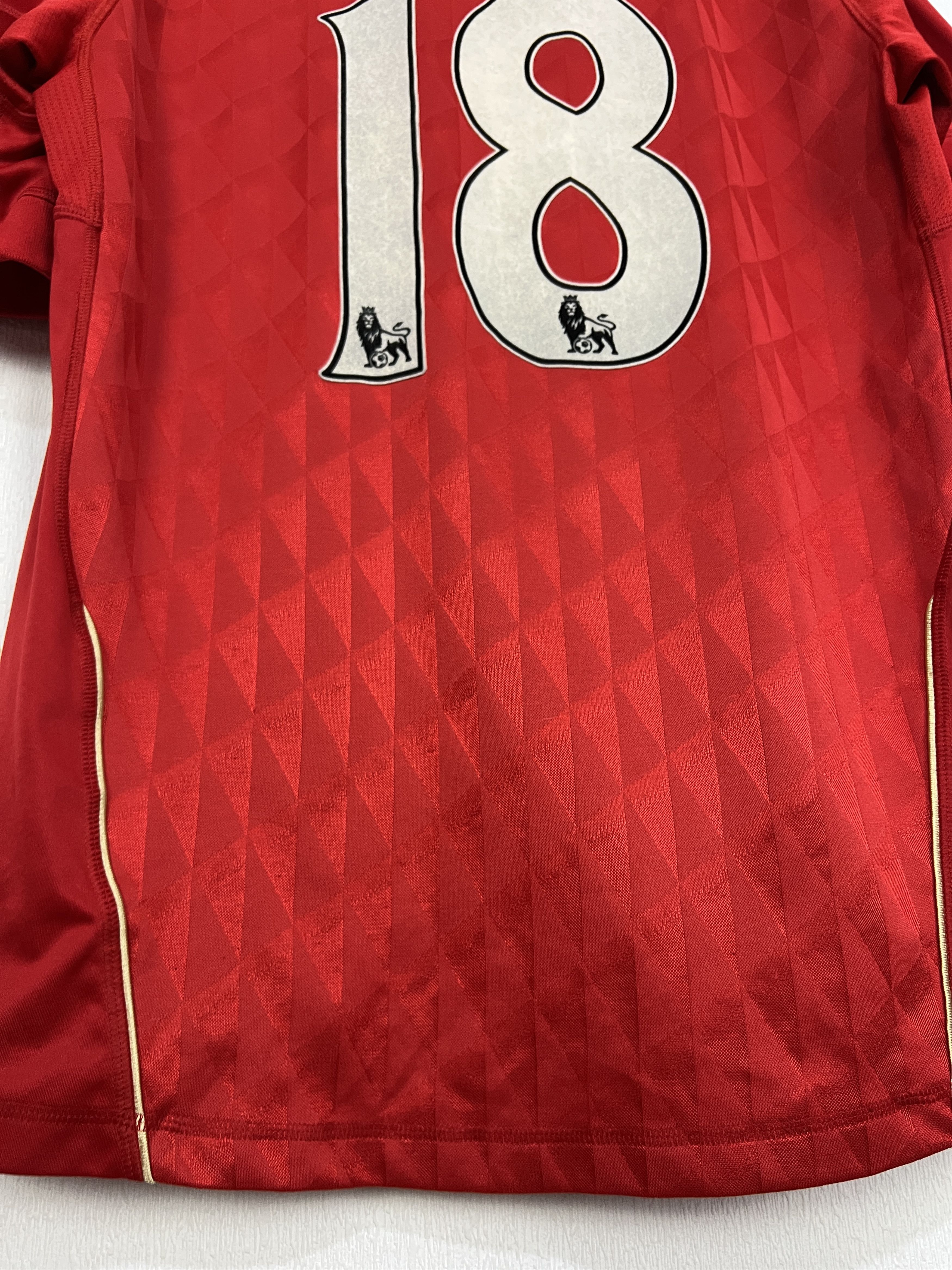 Adidas Liverpool Home football shirt Soccer #18 Kuyt Jersey Trikot Size US M / EU 48-50 / 2 - 10 Thumbnail