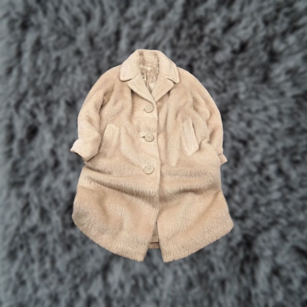 Vintage VINTAGE Luxury Mohair Beige Coat Jacket - 1950s/60s Mod GoGo Mink Fur Buttons - Size M/L - UK ORIGINAL Size M / US 6-8 / IT 42-44 - 1 Thumbnail