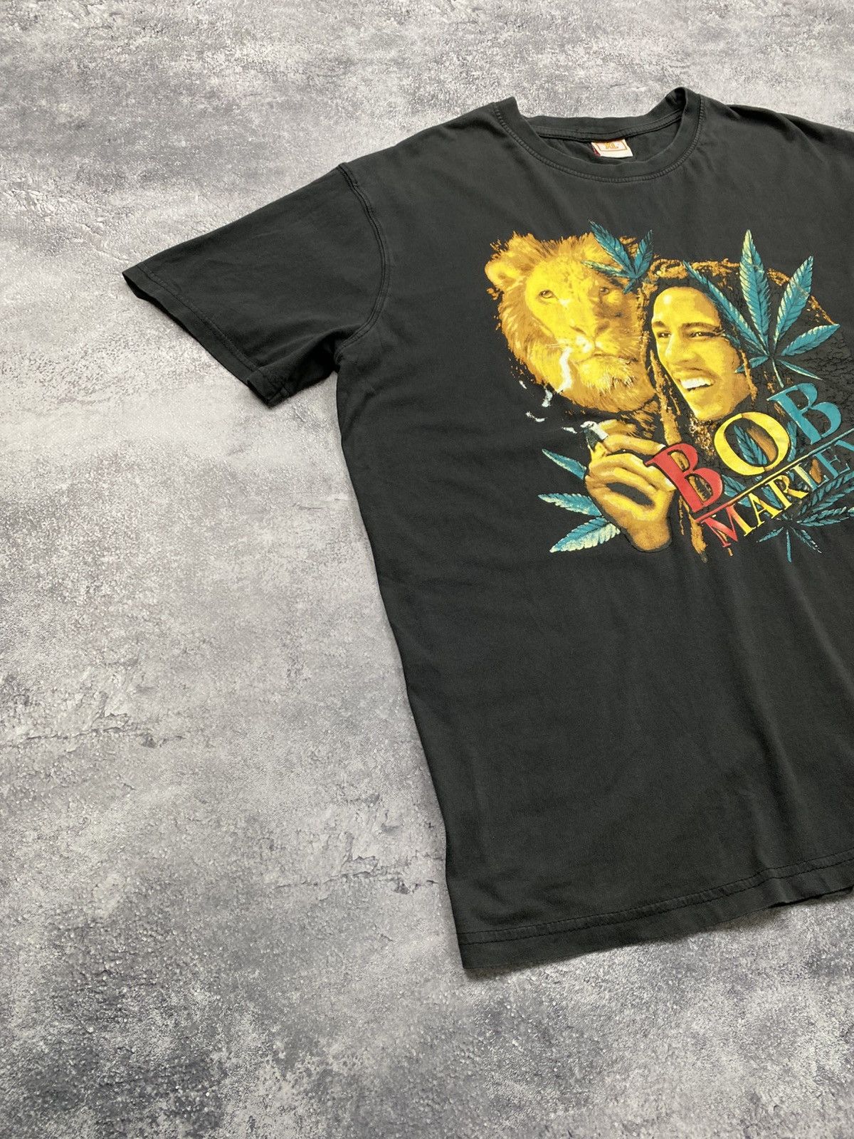 Band Tees Vintage Y2K Bob Marley T-Shirt Band Graphic Short Sleeve Tee Size US XL / EU 56 / 4 - 3 Thumbnail