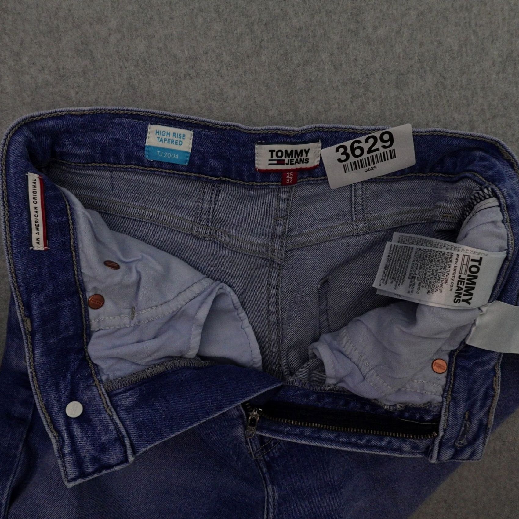 Tommy Hilfiger TOMMY HILFIGER Jeans Womens 25 (25X27) High Rise Tapered Blue Jeans Size 42" / US 20 - 6 Thumbnail