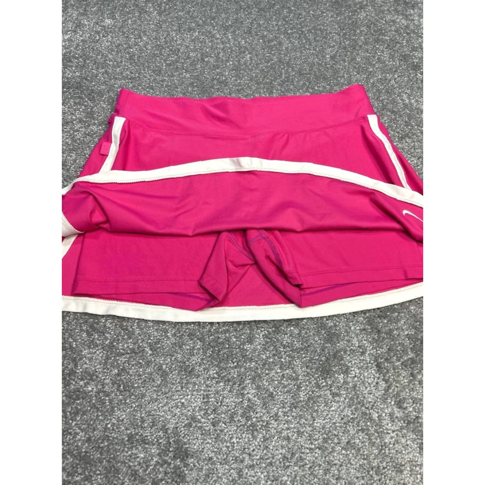 Nike Nike Skirt Nike Skort Girls L Pink Dri Fit Compression Liner Swoosh Logo Activewear Short Skirt Womens 31in Waist 12-14 2000s? Size 36" / US 14 / IT 50 - 2 Thumbnail
