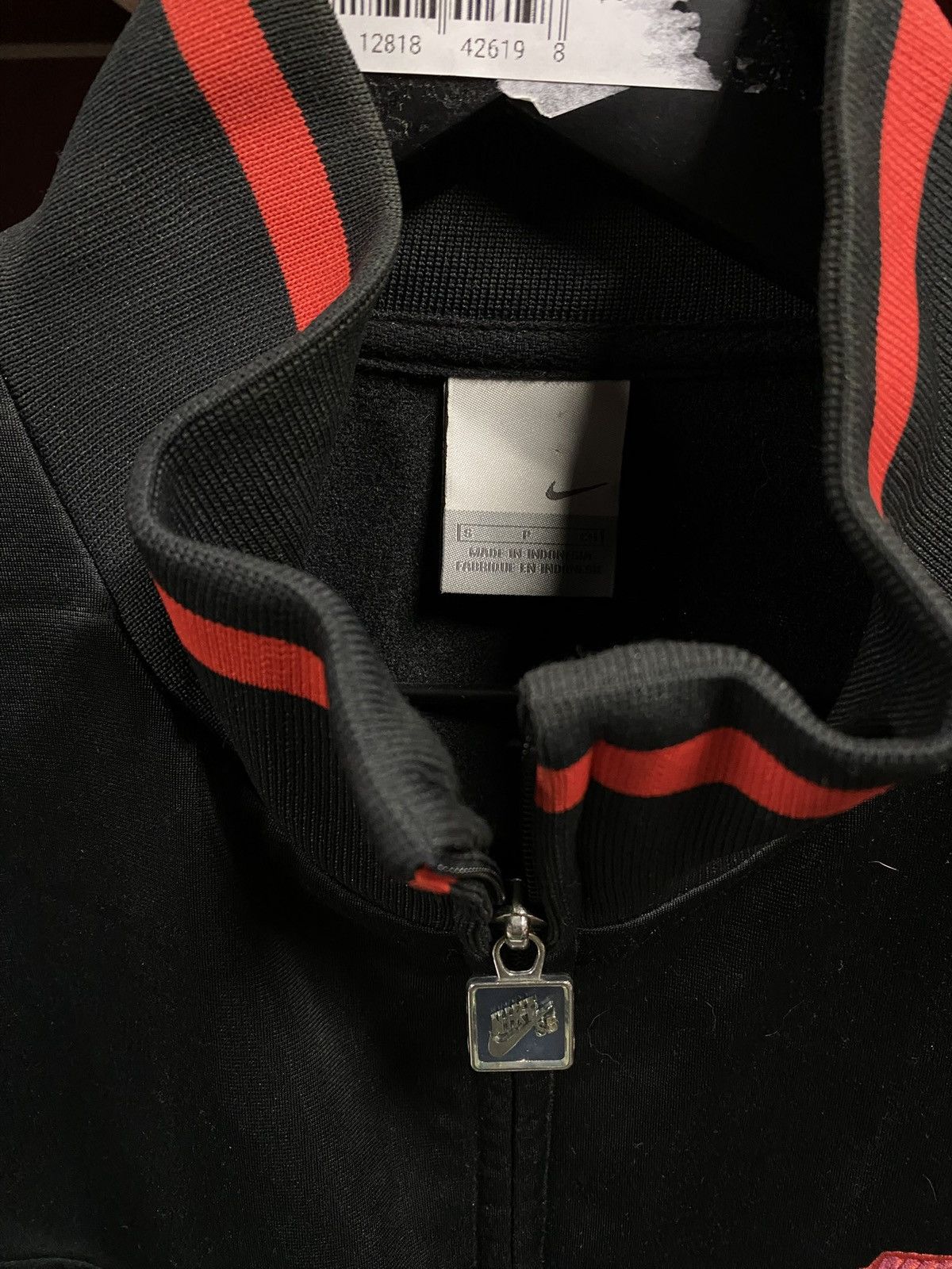 Nike Vintage Nike Sb Black Track Jacket Size Small Size US S / EU 44-46 / 1 - 4 Thumbnail