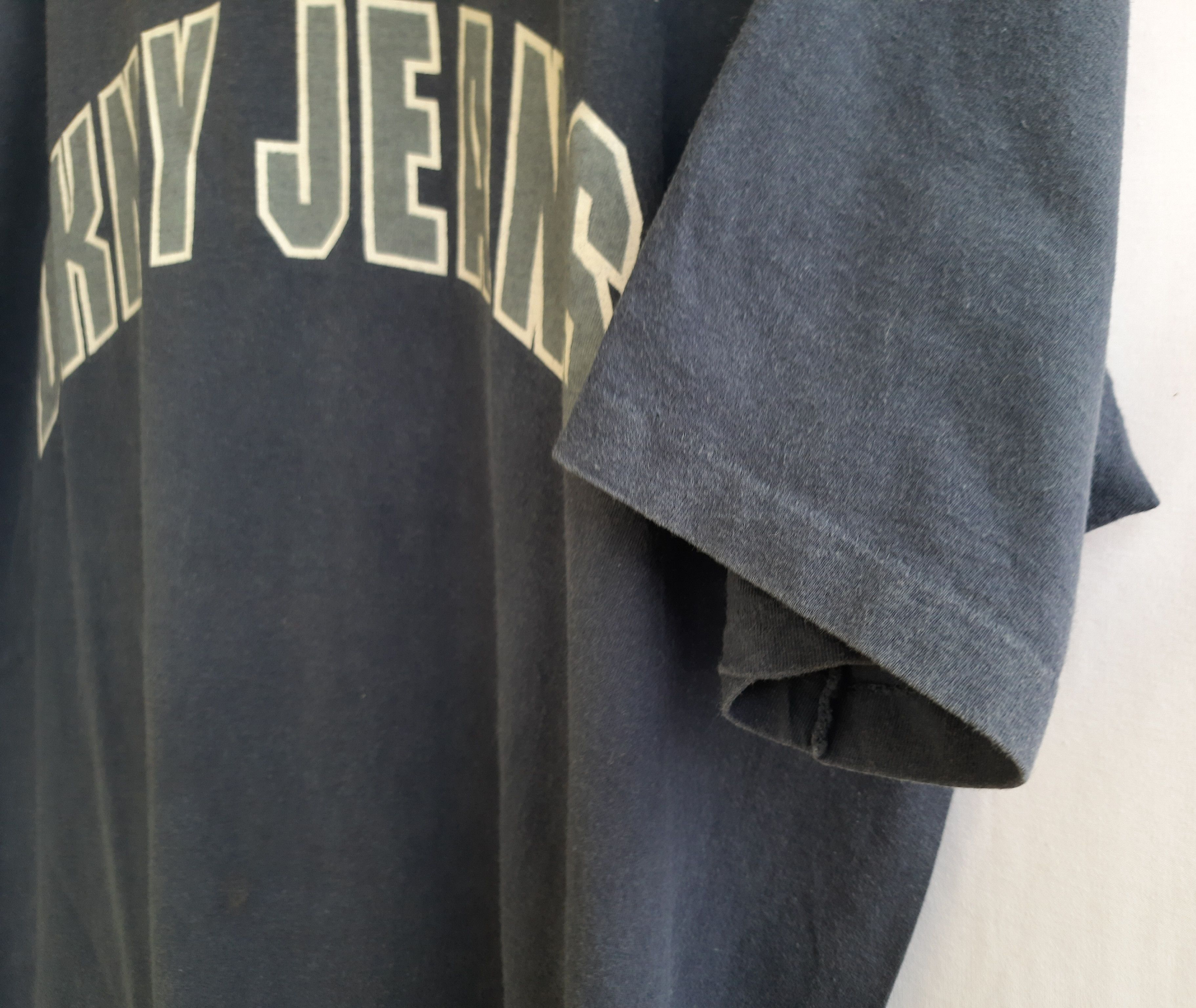 DKNY DKNY JEANS LOGO Vintage 90s T Shirt Size US XL / EU 56 / 4 - 5 Thumbnail