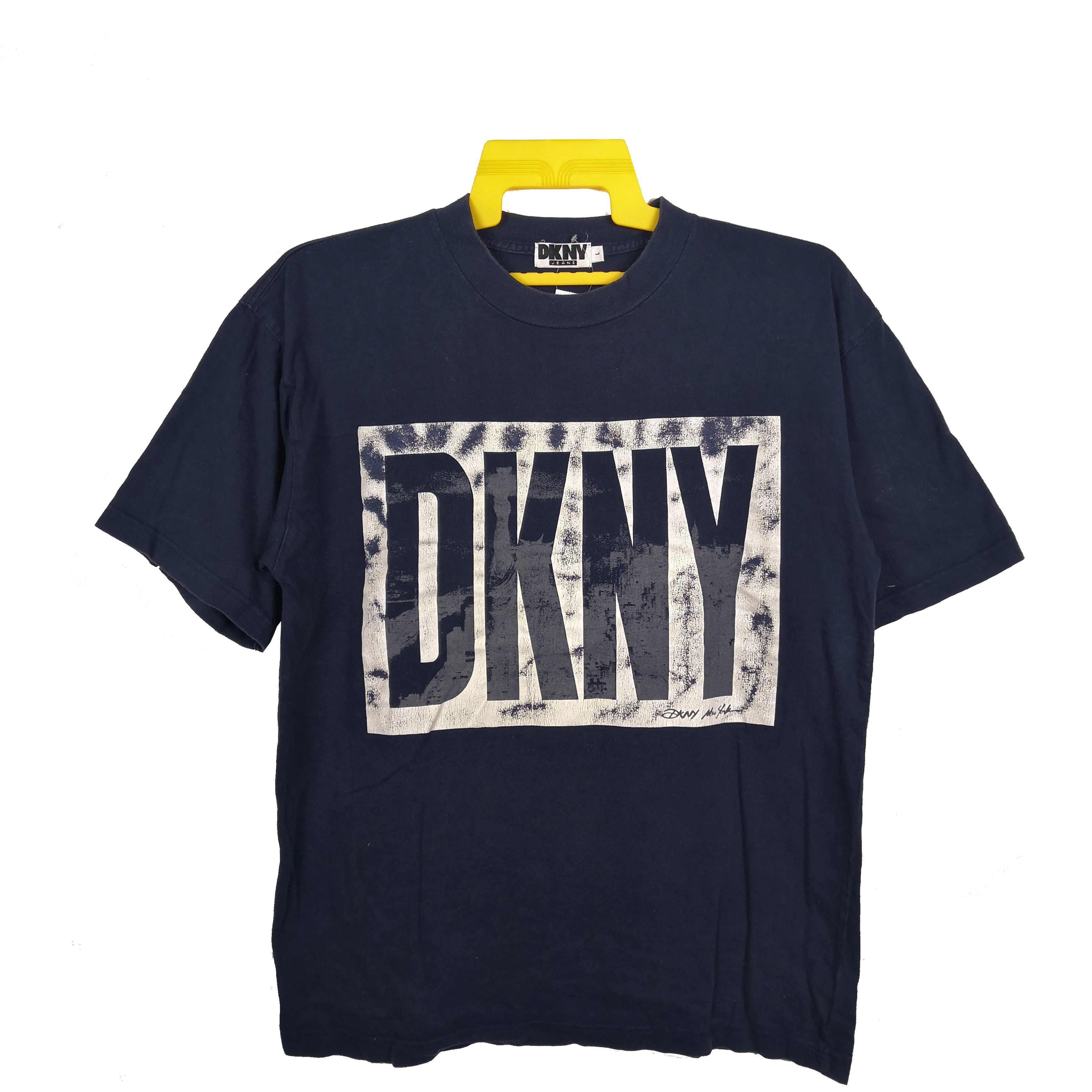 Vintage DKNY T-Shirt Big Spellout Donna Karan Crewneck Tees
