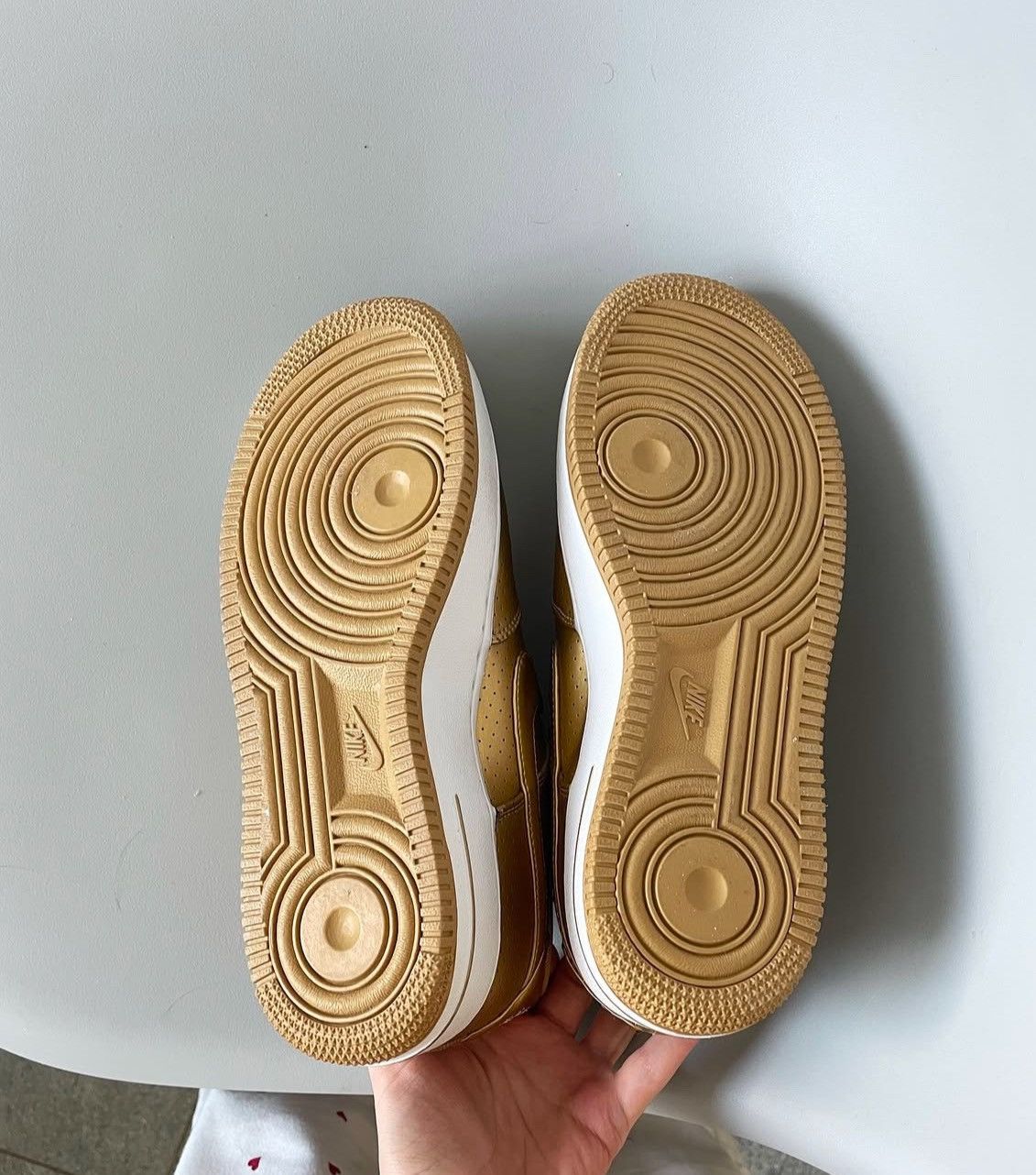 Nike Gold shoes Nike air force 1 low lv8 gs Size US 6 / EU 39 - 3 Thumbnail