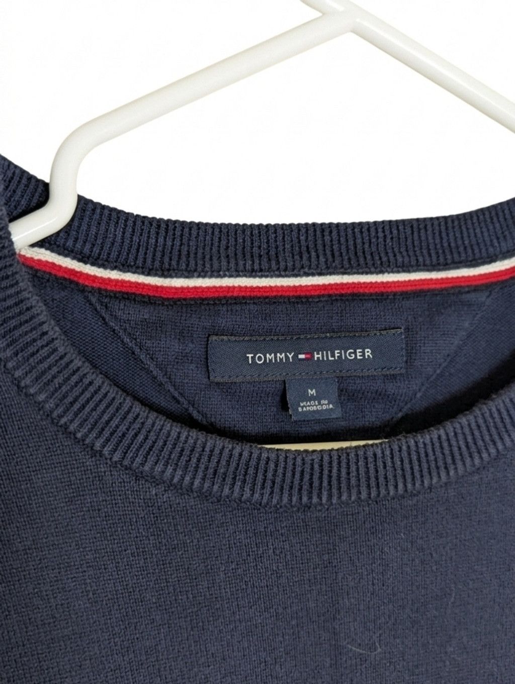 Tommy Hilfiger Vintage Tommy Hilfiger Navy Crewneck Sweater - Men's Medium Size US M / EU 48-50 / 2 - 3 Thumbnail