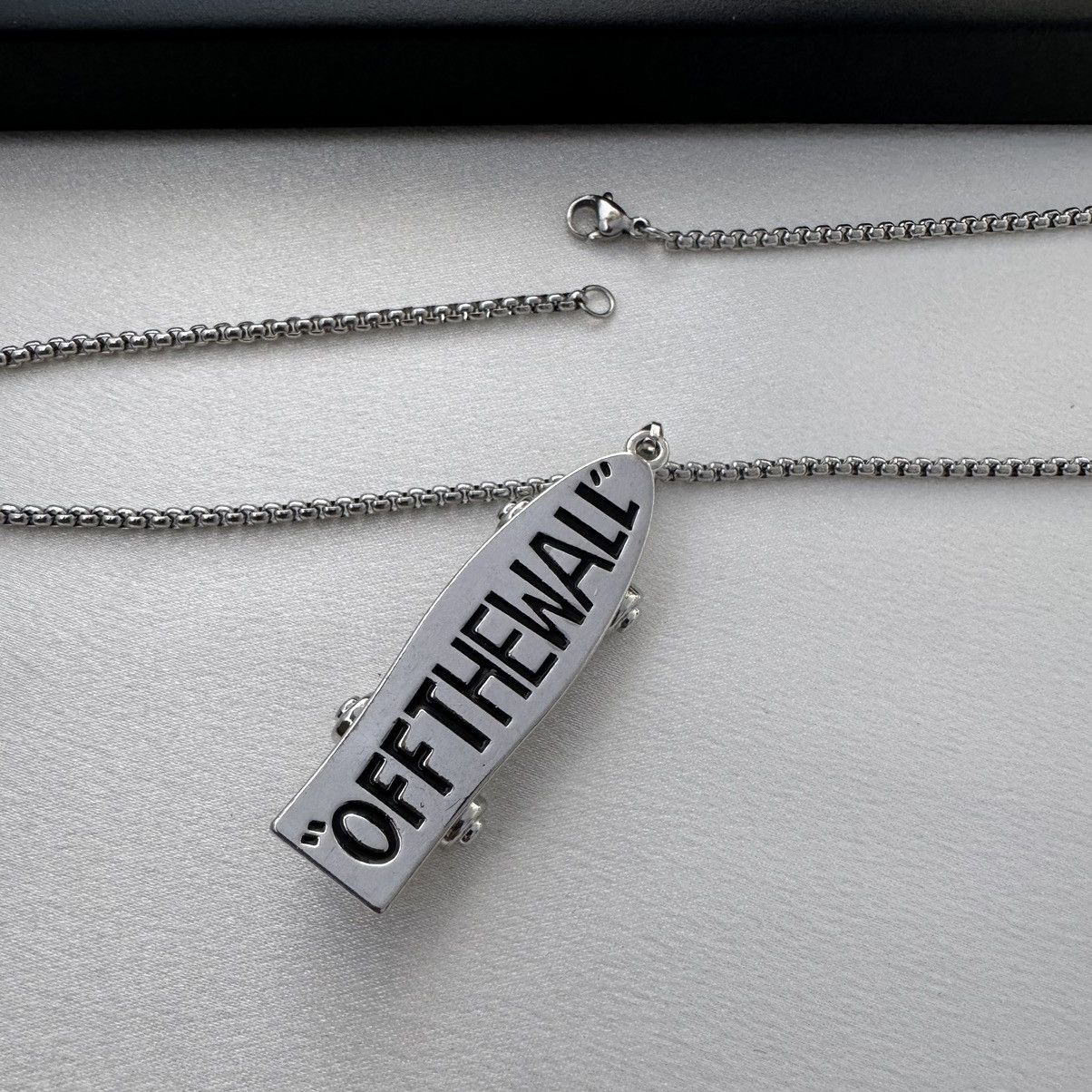 Other Skateboard Pendant Necklace for Men Women Size ONE SIZE - 4 Thumbnail