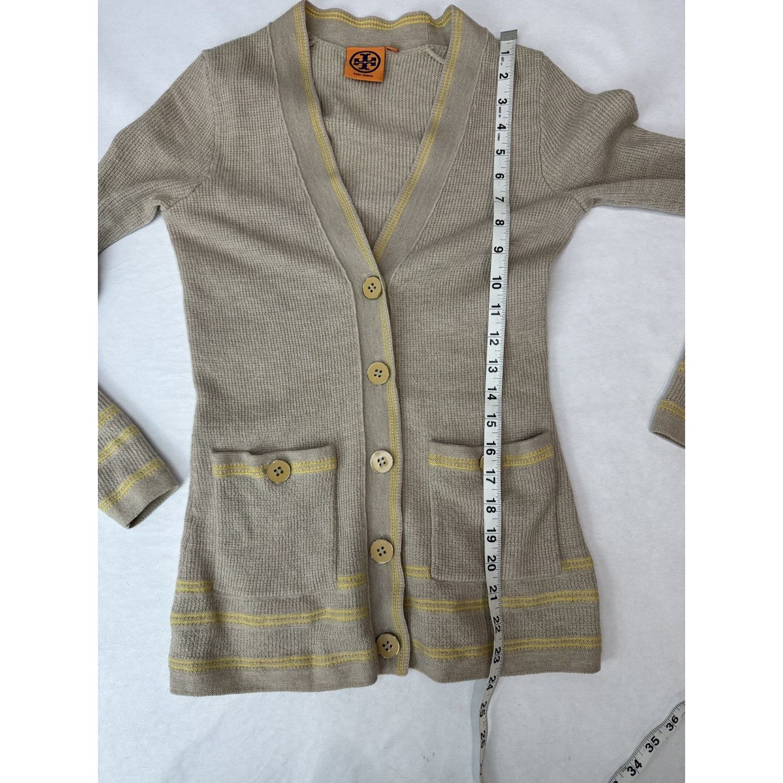 Tory Burch Tory Burch Cardigan Merino Wool Preppy Classic Beige XS Size XS / US 0-2 / IT 36-38 - 4 Thumbnail
