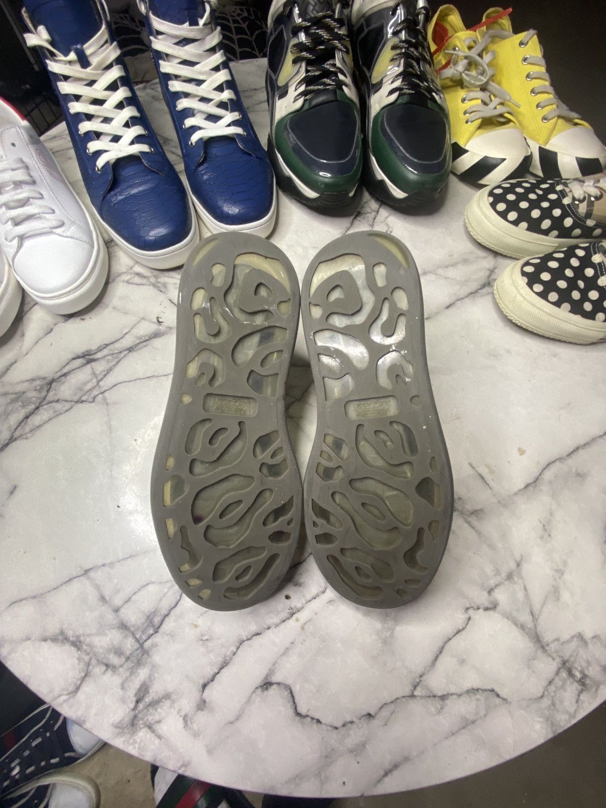 Alexander McQueen Alexander McQueen oversized sneaker Size US 7 / IT 37 - 2 Thumbnail
