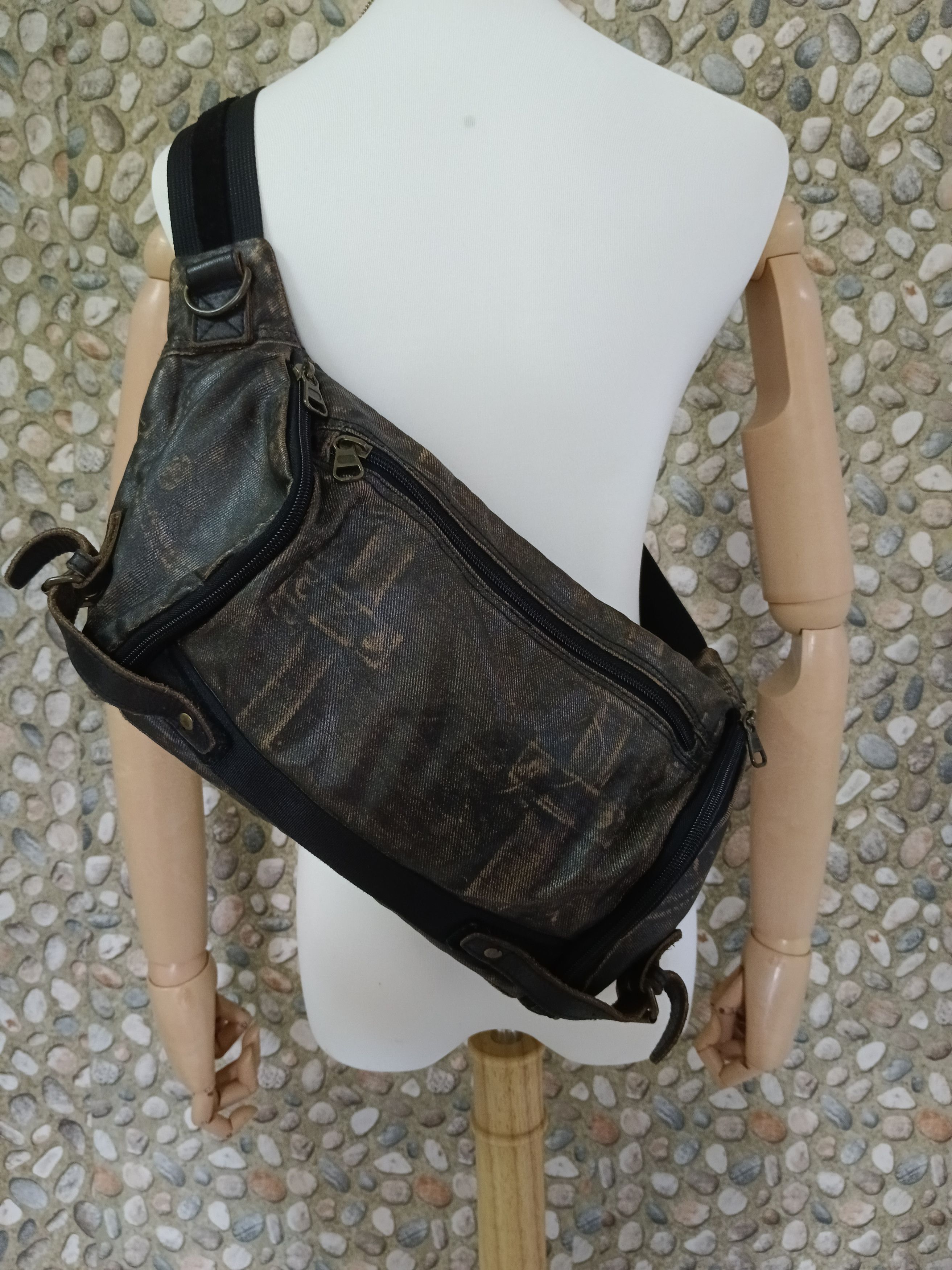 Darn Tough TOUGH TACTICAL CROSSBODY Size ONE SIZE - 1 Thumbnail