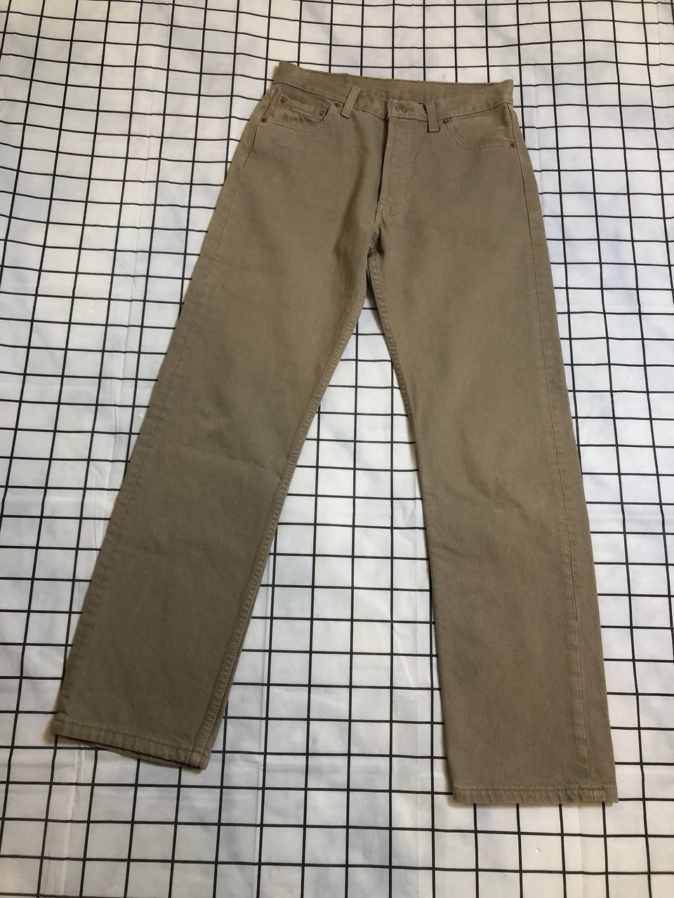 Levi's Levi's 501 Beige Vintage Denim Jeans 30x30 Size US 30 / EU 46 - 1 Thumbnail