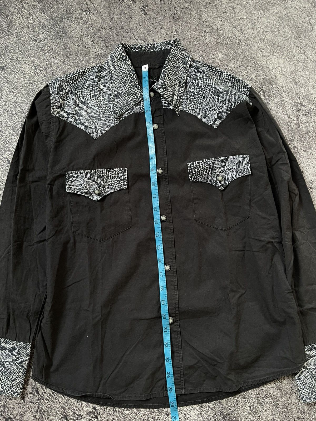 Japanese Brand OMKOM SNAKESKIN LGB IFSIXWASNINE SHIRT Size US M / EU 48-50 / 2 - 10 Thumbnail