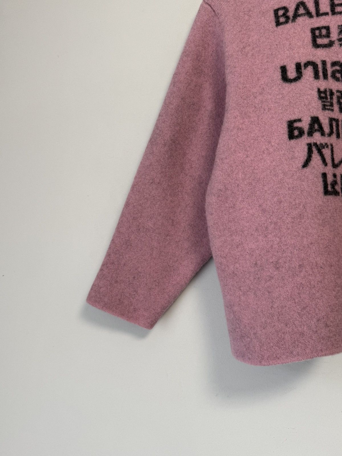Balenciaga Balenciaga Pink Seven Language Sweater Size XS / US 0-2 / IT 36-38 - 4 Thumbnail