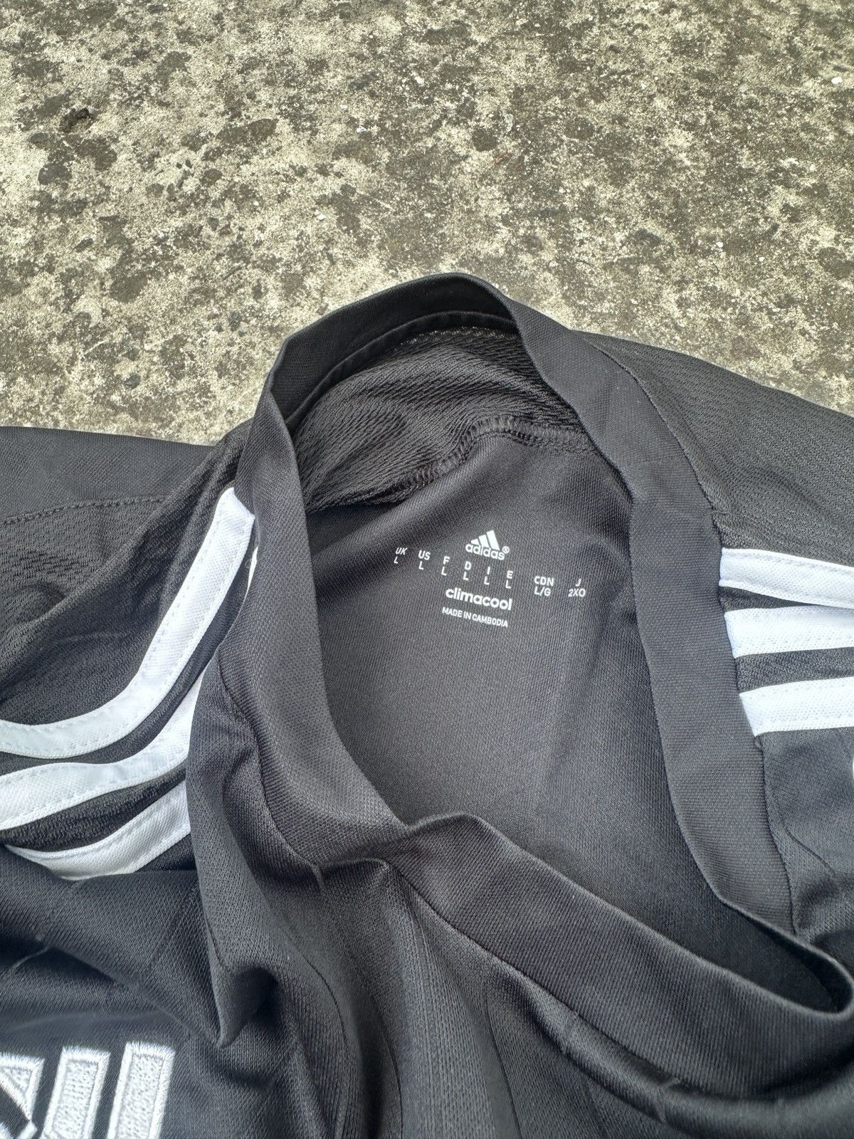 Adidas Adidas Swansea City Soccer Jersey Streetwear Rare Casual L Size US L / EU 52-54 / 3 - 3 Thumbnail