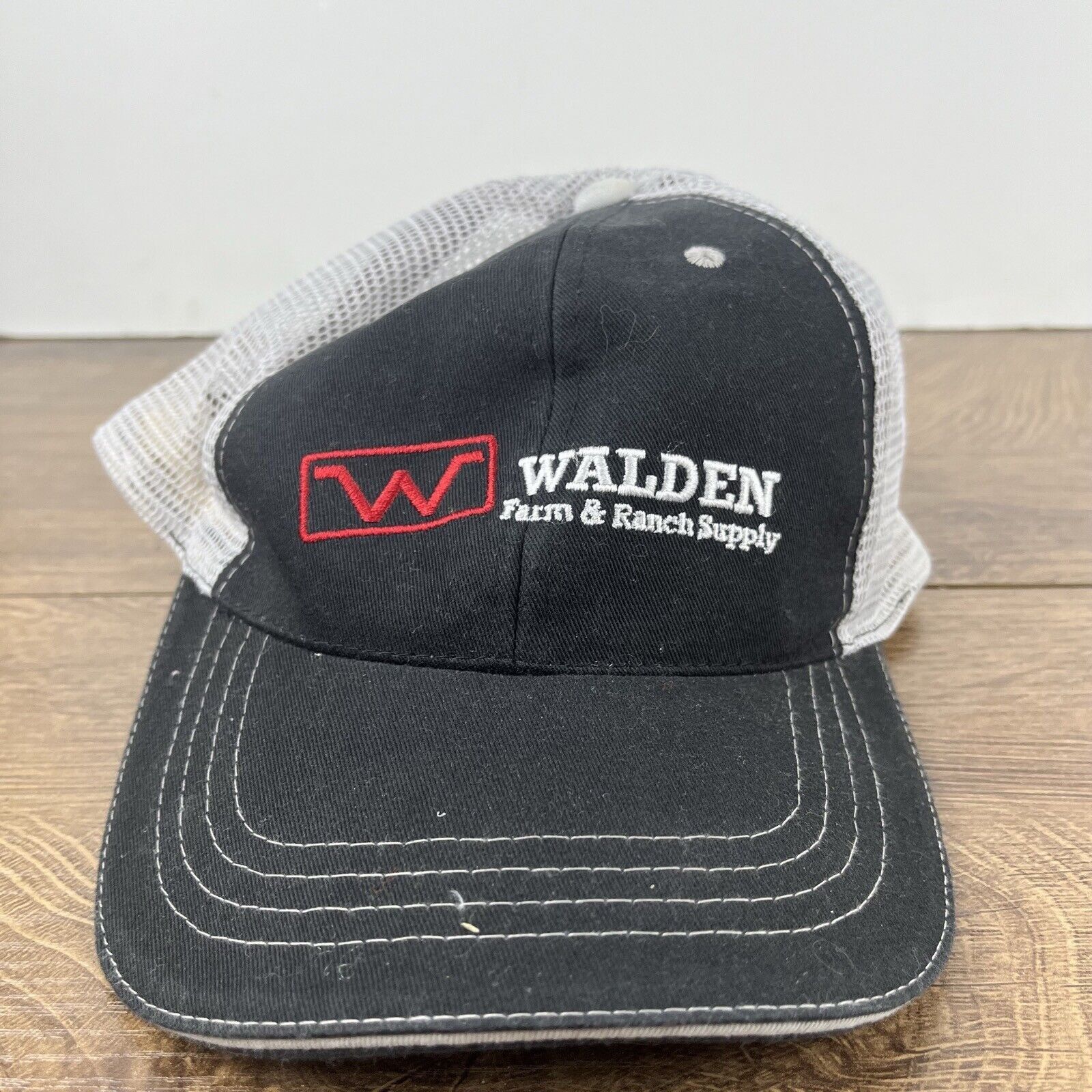 Other Walden Farm & Ranch Supply Hat Adjustable Hat Black Hat Adul Size ONE SIZE - 6 Thumbnail