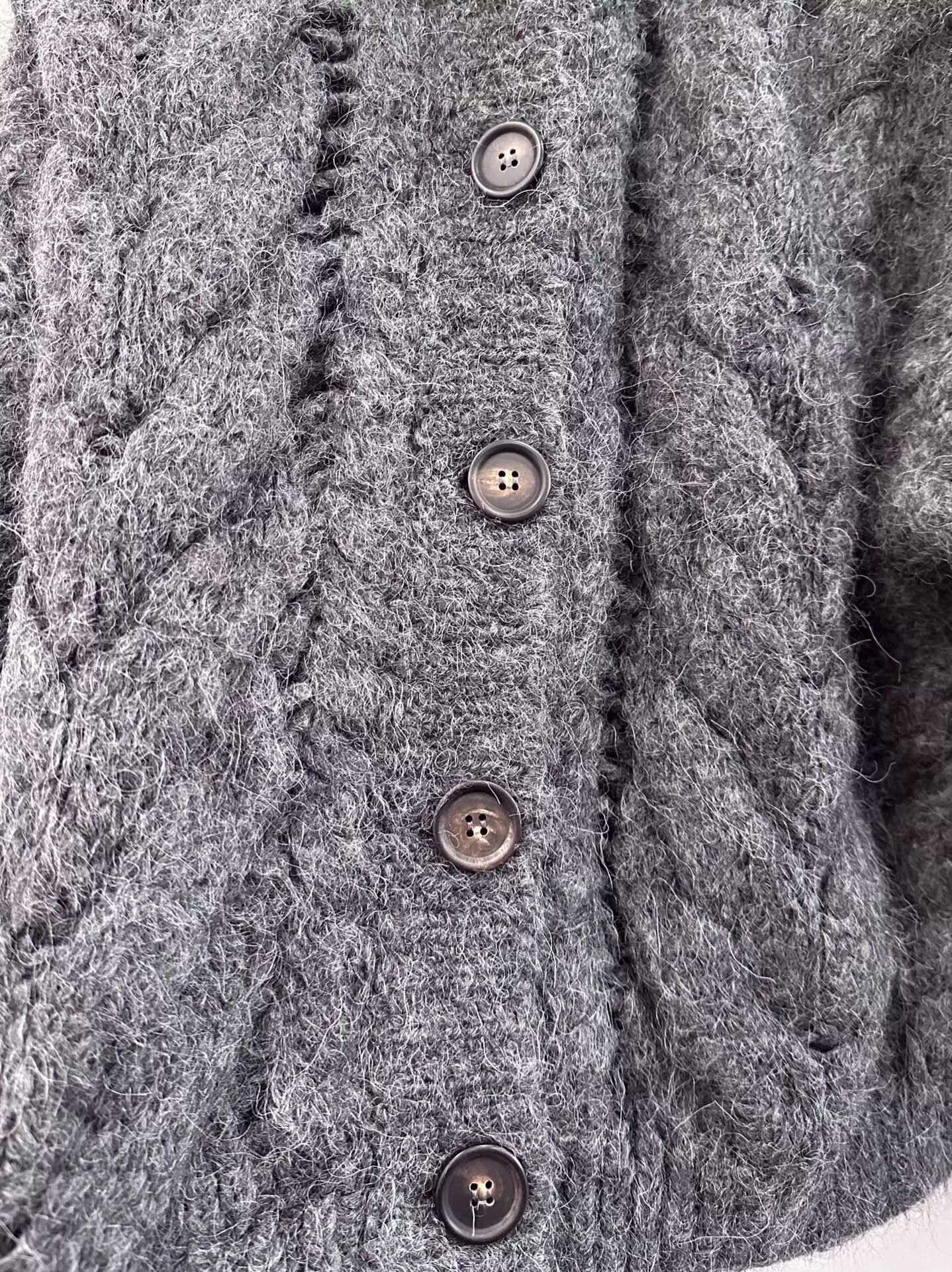 Brunello Cucinelli Brunello Cucinelli Women's Gray Alpaca Hooded Cable Knit Sweater S New Size S / US 4 / IT 40 - 5 Thumbnail