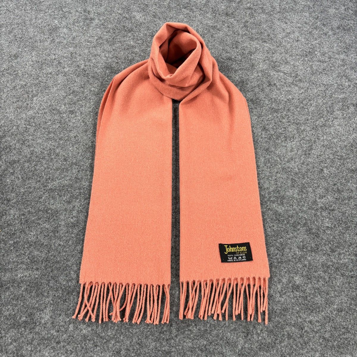 Johnstons Of Elgin × Vintage Johnston of Elgin Scarf # D782# Muffler # Neckwear Size ONE SIZE - 1 Thumbnail