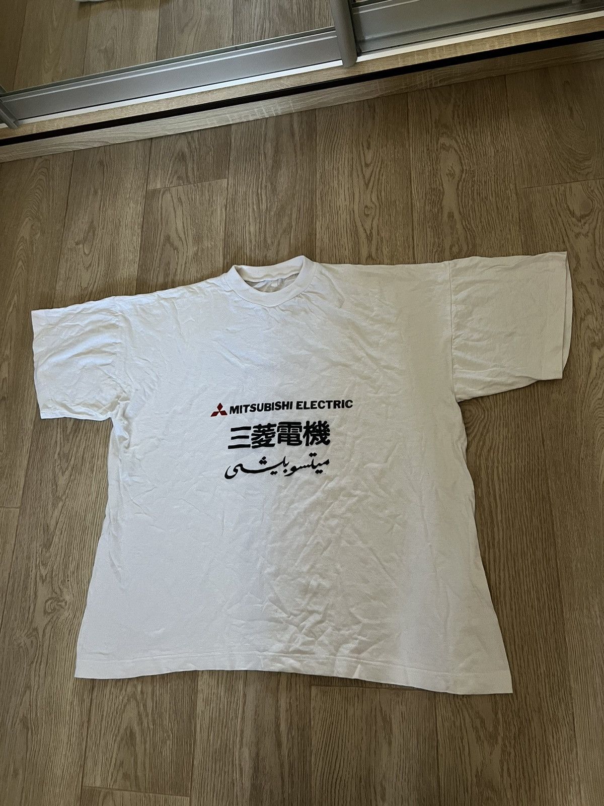 Formula 1 × NASCAR Rare Vintage OG Mitsubishi Electric Motors Tee T Shirt Size US M / EU 48-50 / 2 - 1 Thumbnail