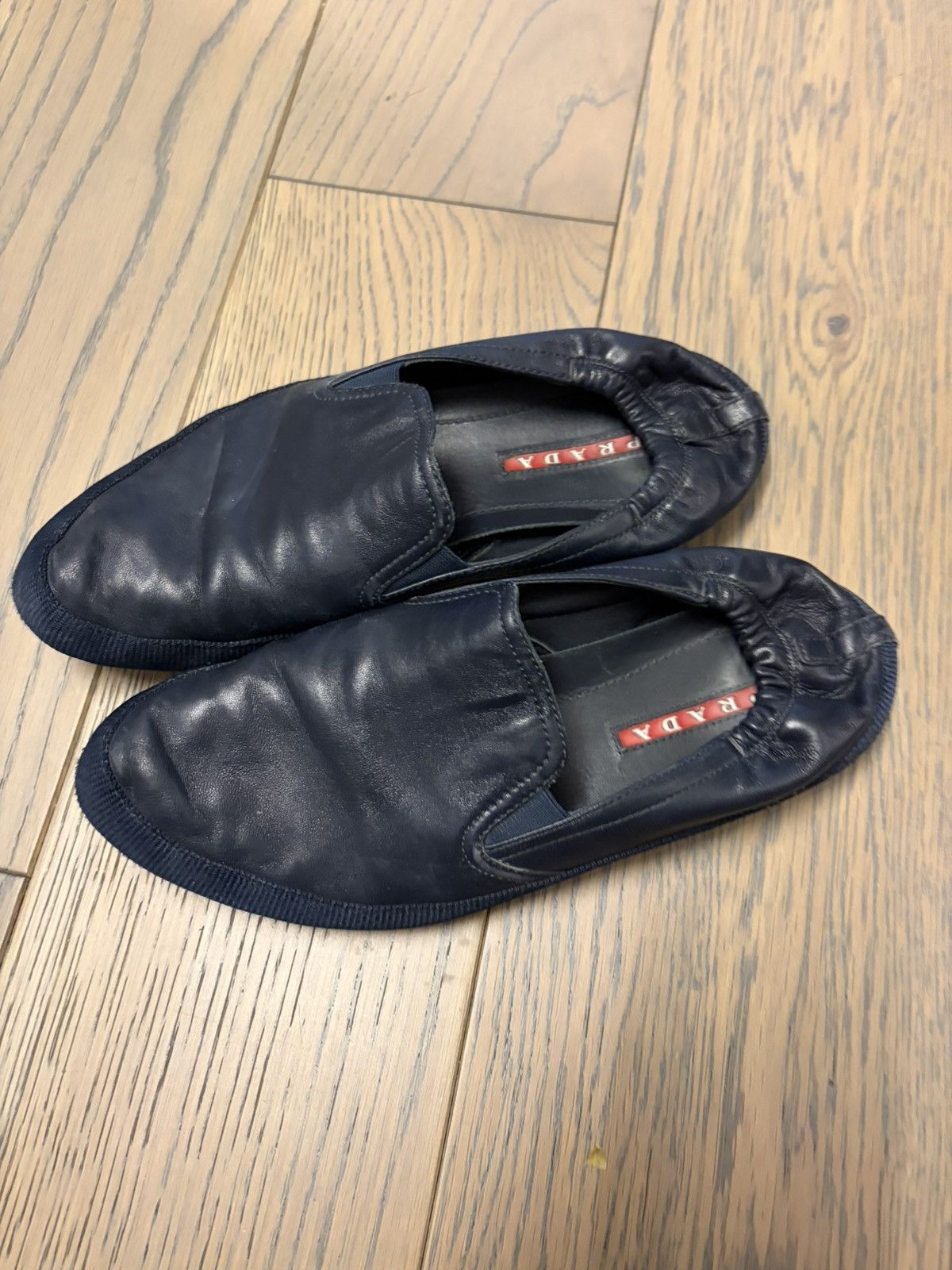 Prada Prada sport ruched leather slip on or loafer Size US 7 / EU 40 - 3 Thumbnail