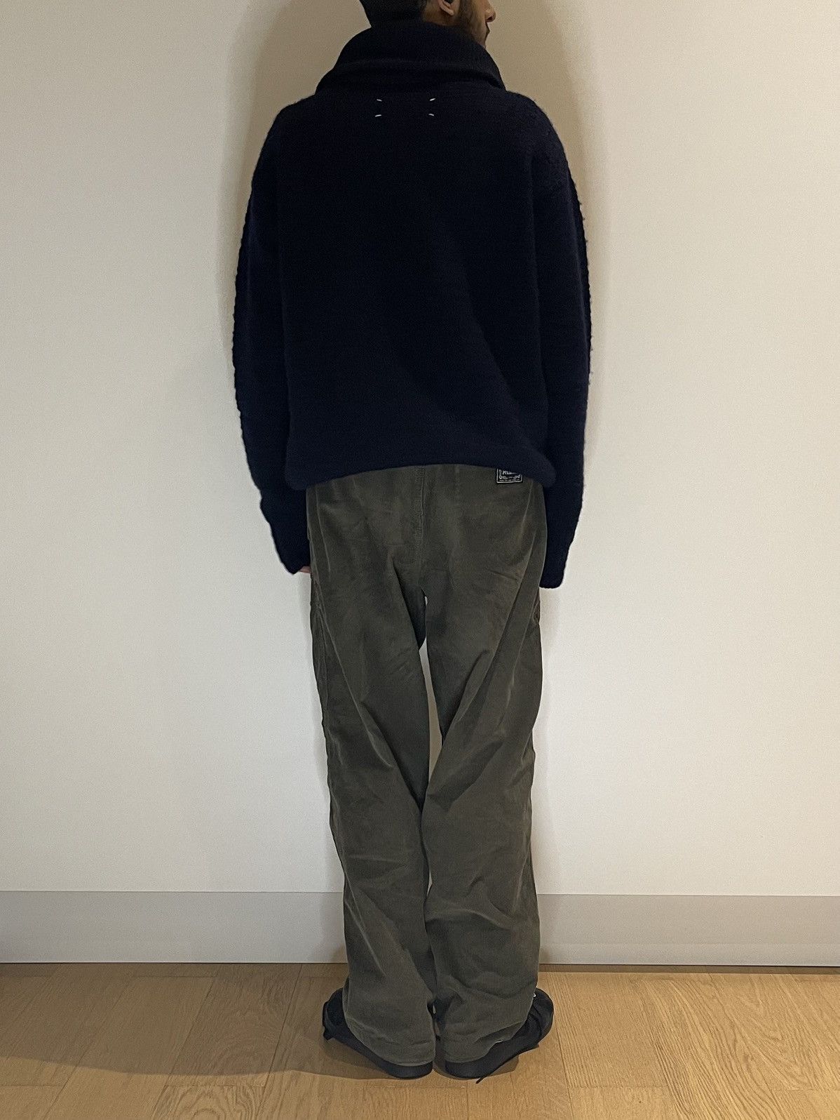 Maison Margiela Maison Margiela AW06 Navy Wool Shawl Collar Knit Sweater Size US L / EU 52-54 / 3 - 14 Thumbnail
